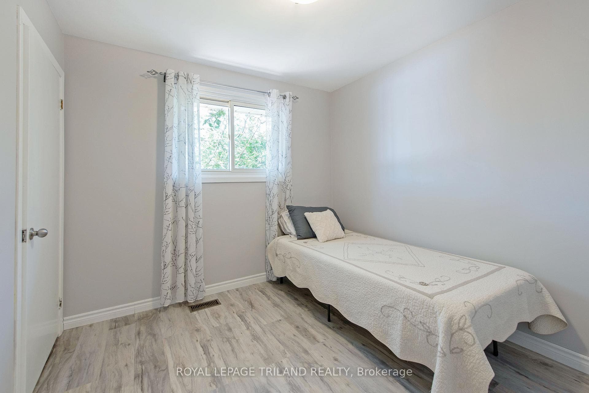 24 Dunwich Drive photo 25
