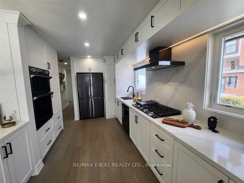 6 Glaive Drive Unit Main photo 10