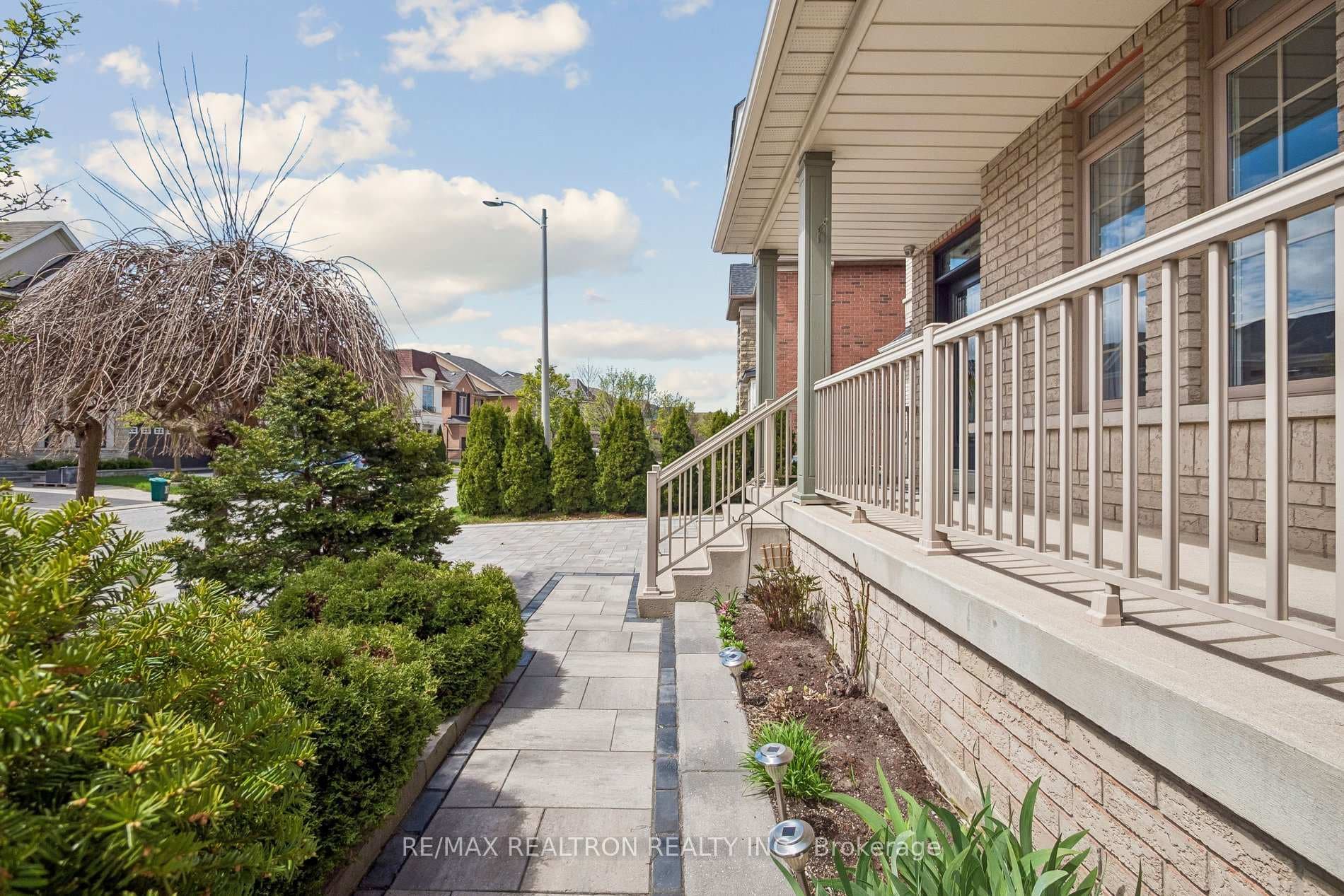 146 Seabreeze Avenue photo 5