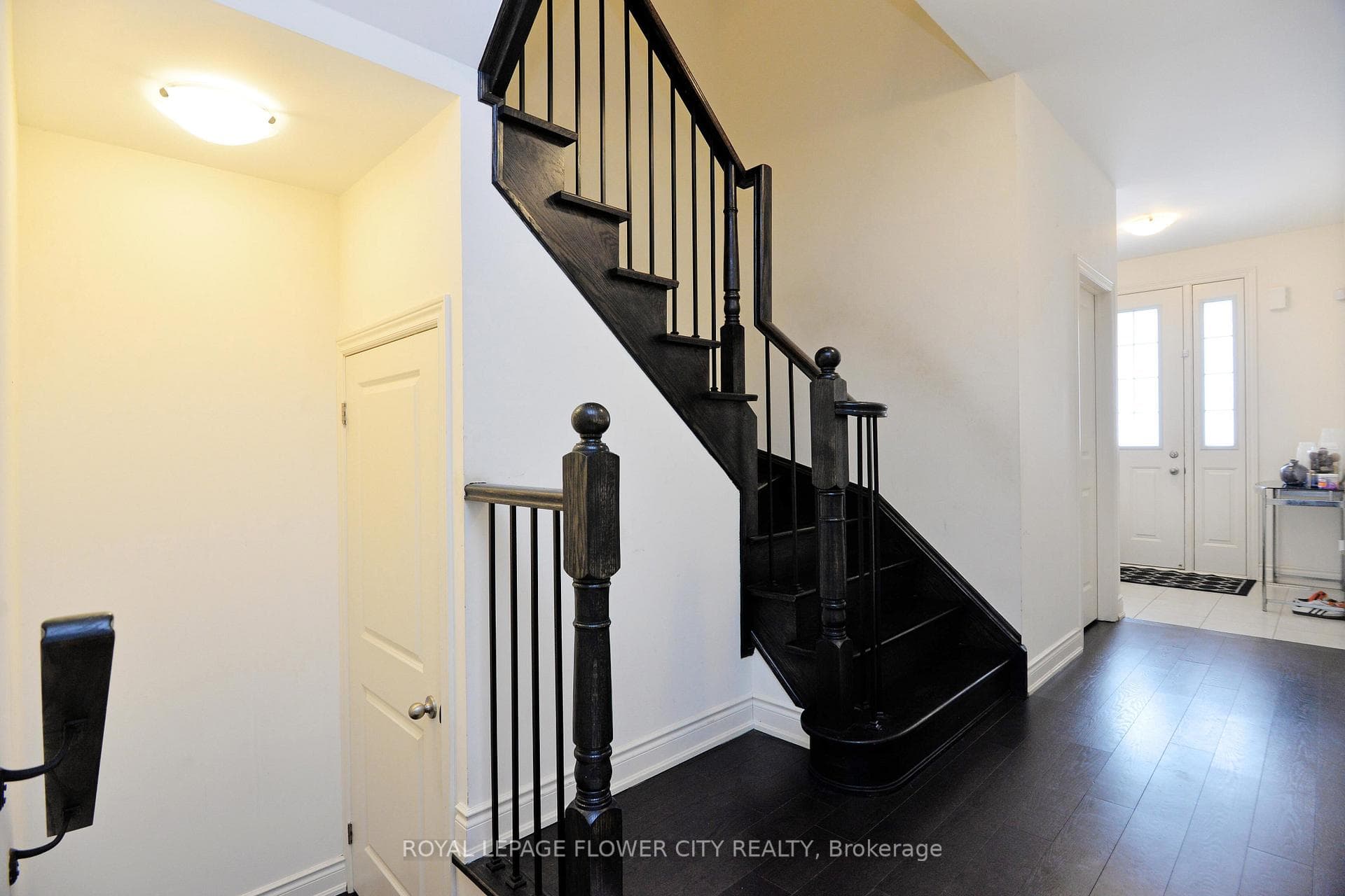 21 Dale Meadow Road photo 7