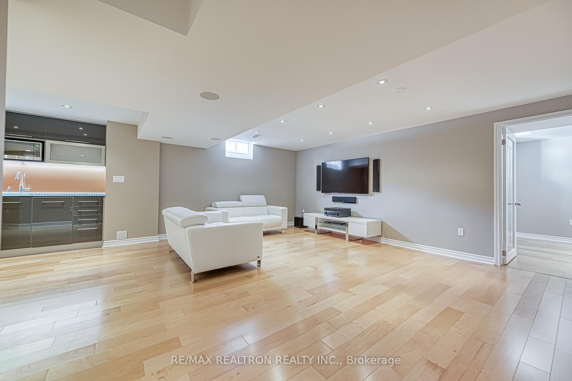 151 Village Gate Drive photo 27