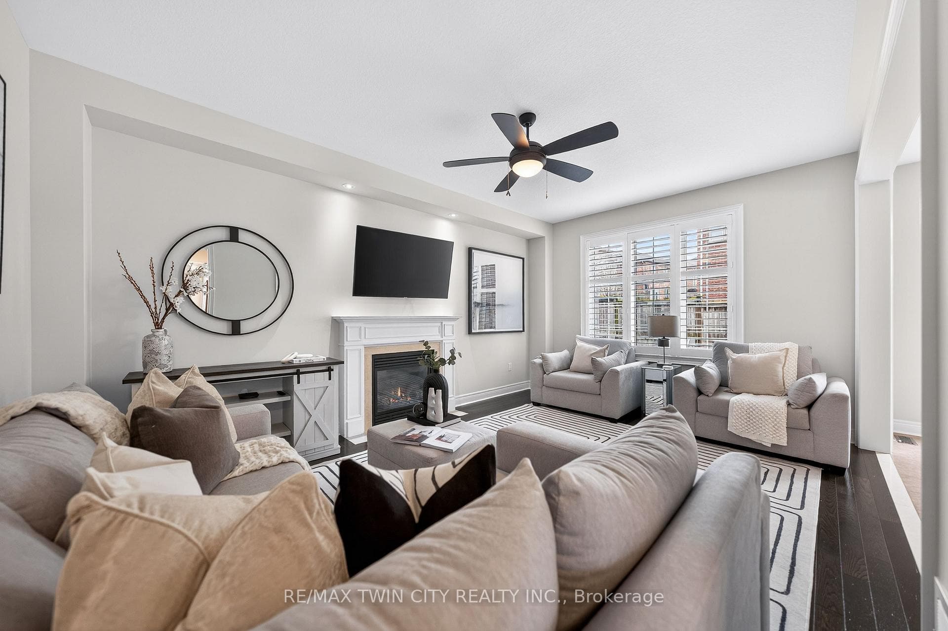 405 Rideau River Street photo 10