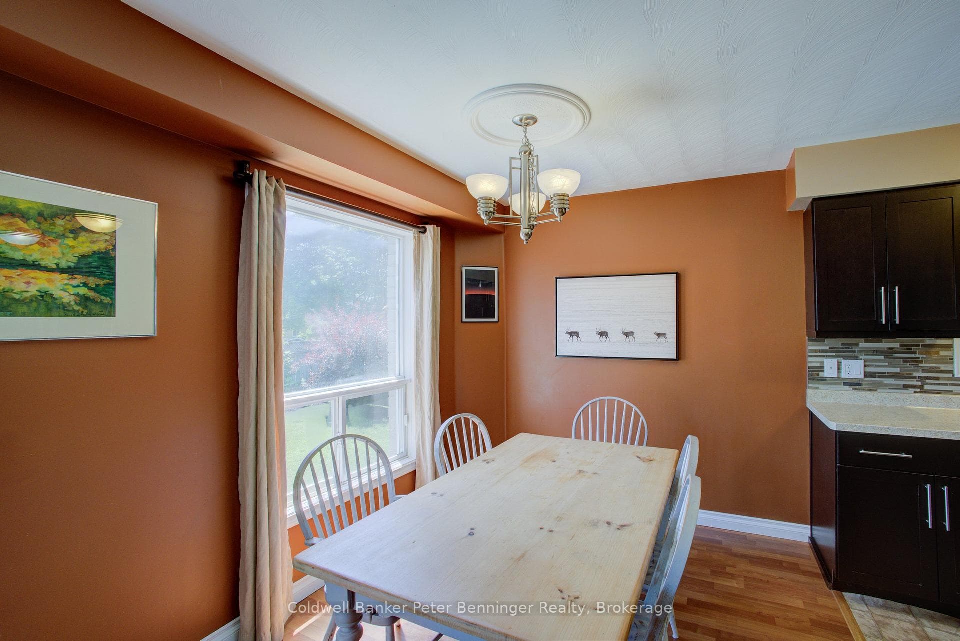 737 Mackendrick Drive photo 11