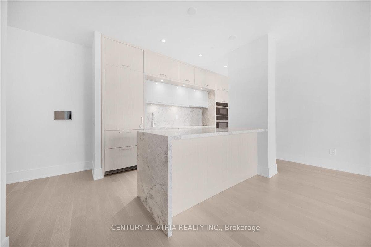 155 Merchants' Wharf N/A Unit 808 photo 2