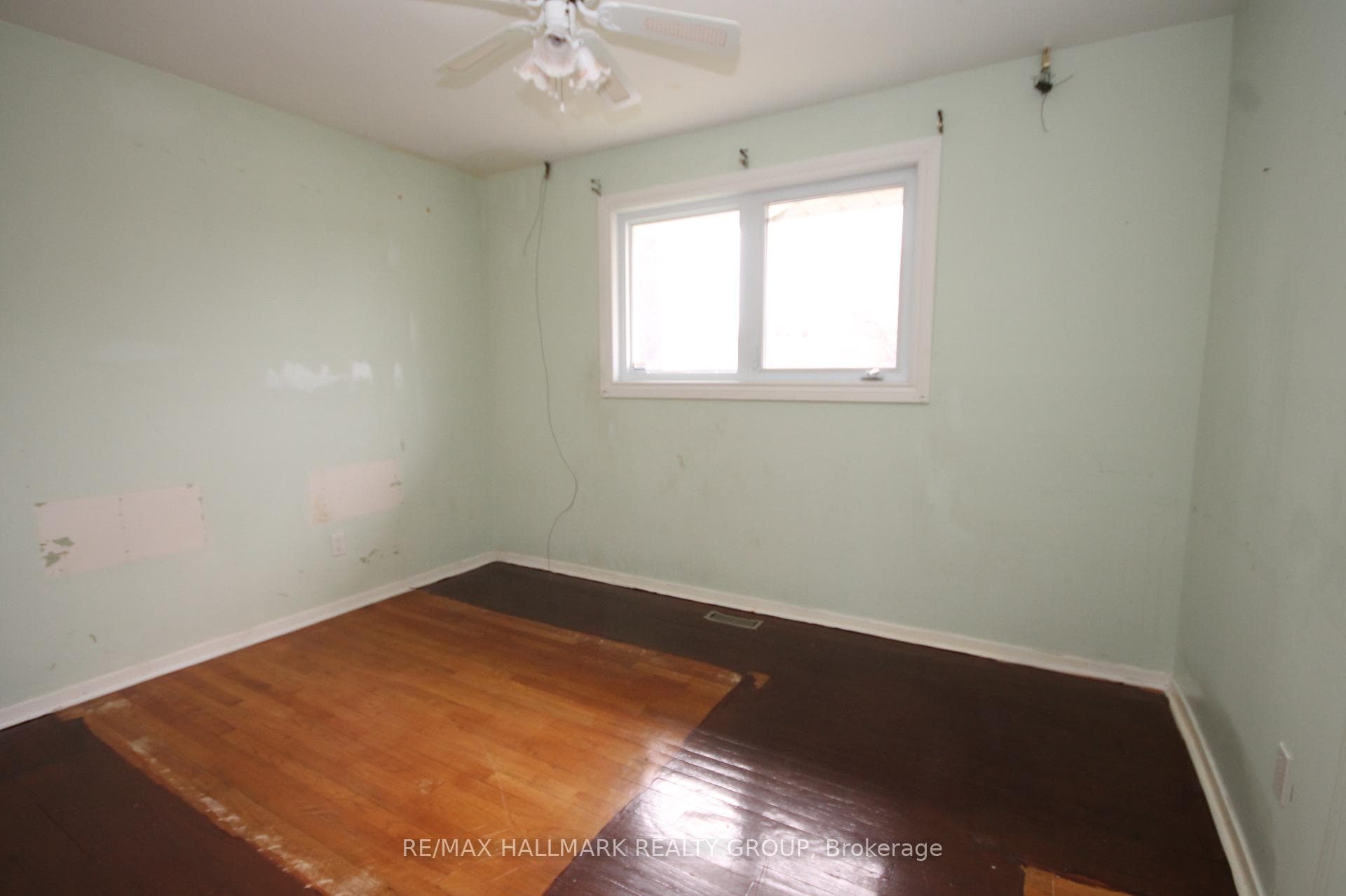 461 Lawson Avenue photo 6