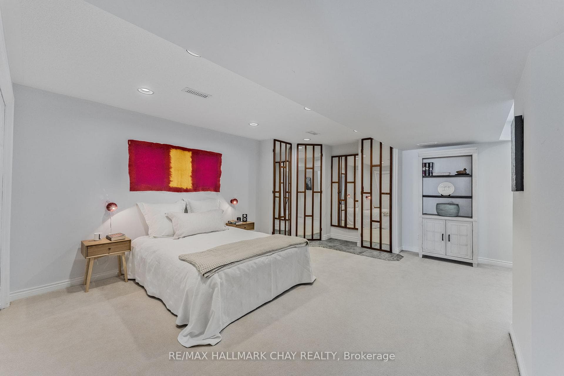1069 Lakeshore Road photo 41