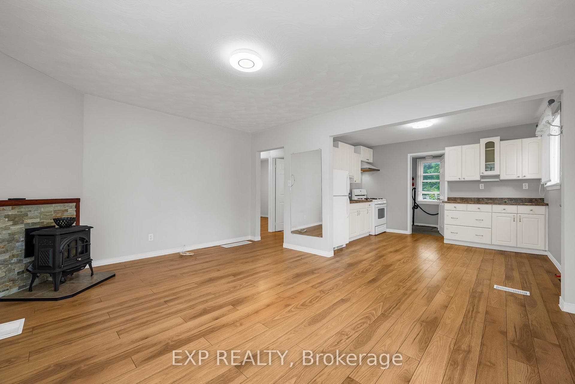 110 Fairview Avenue photo 10