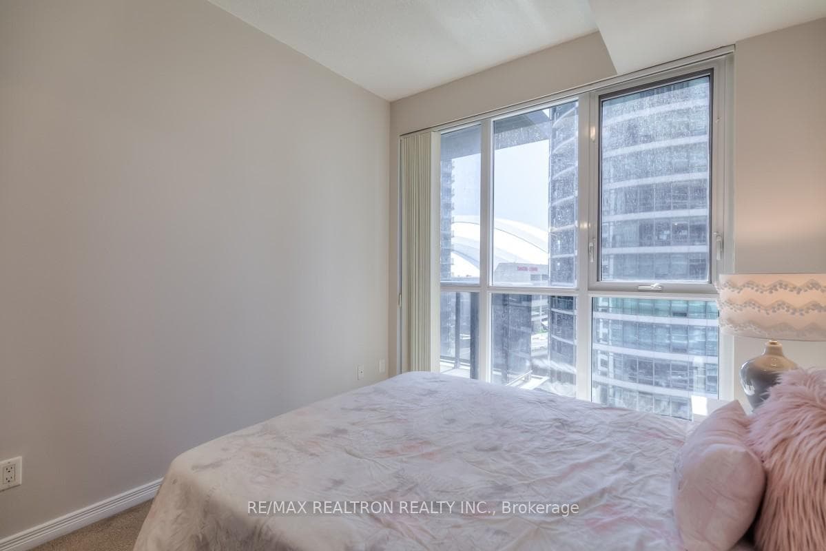 352 Front Street Unit 1104 photo 18