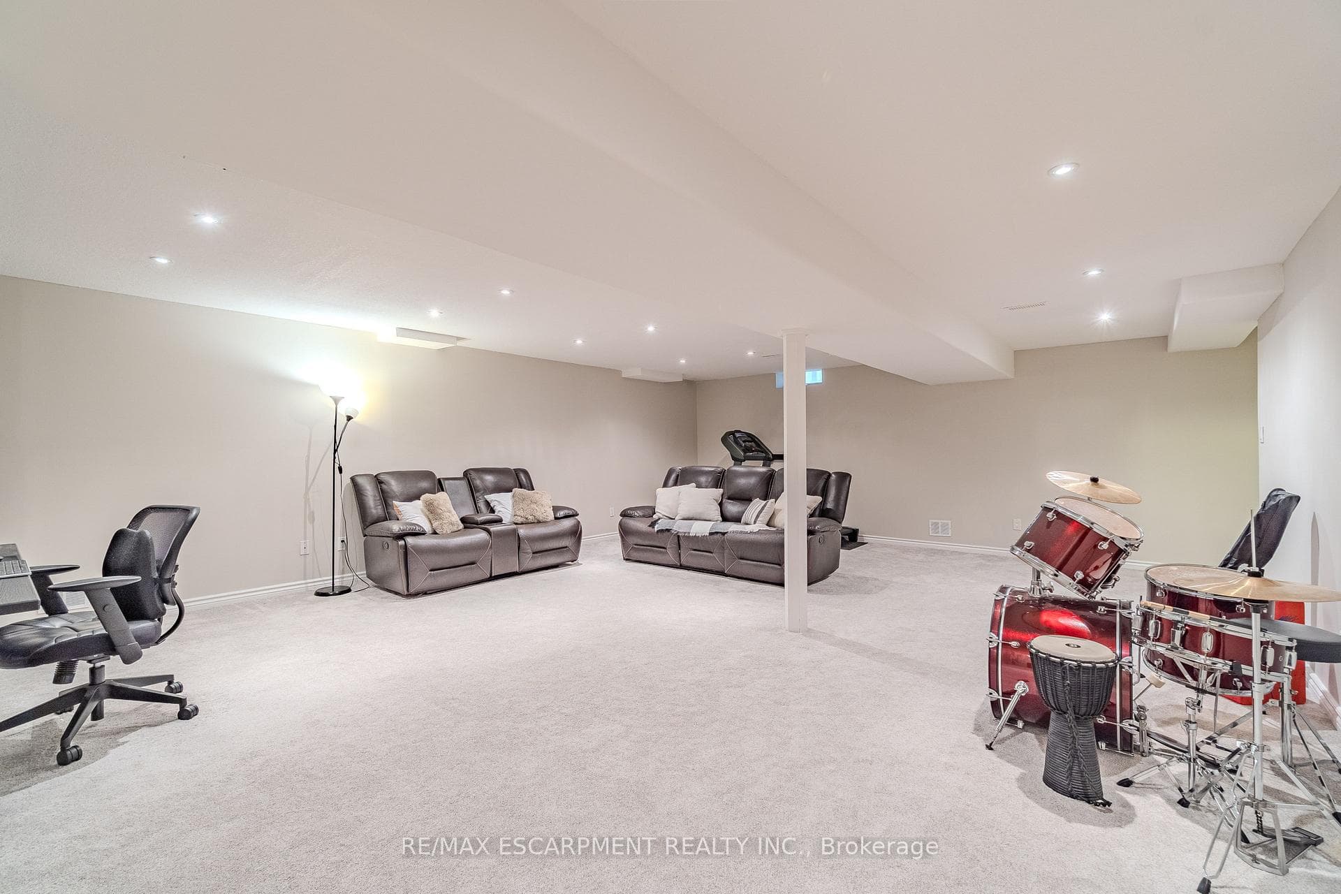 11 Irongate Drive photo 17