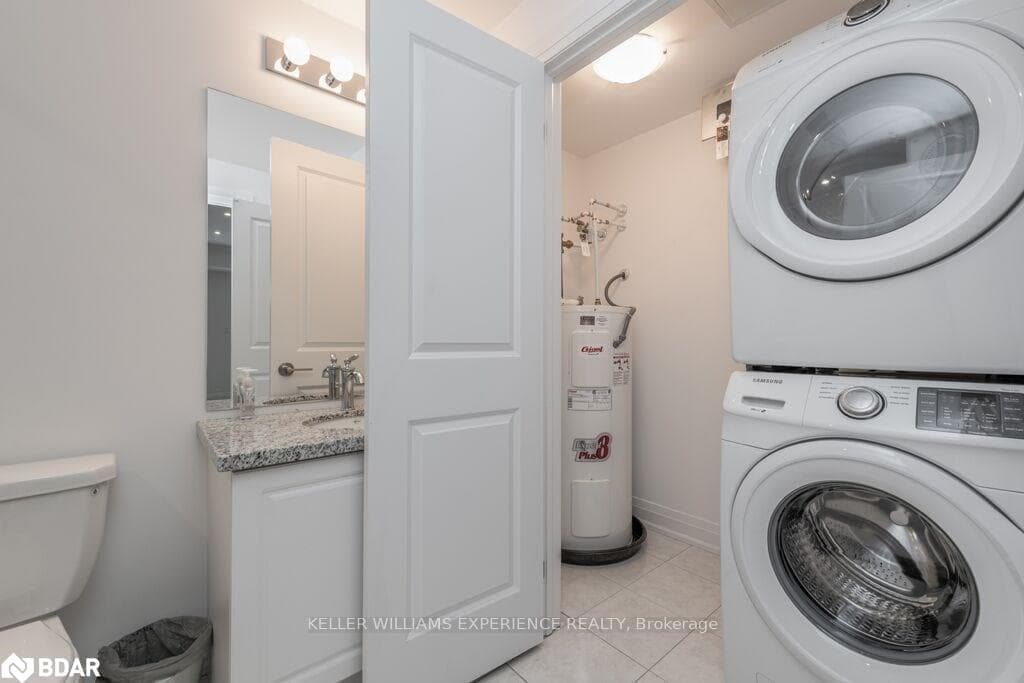 304 Essa Road Unit 314 photo 9