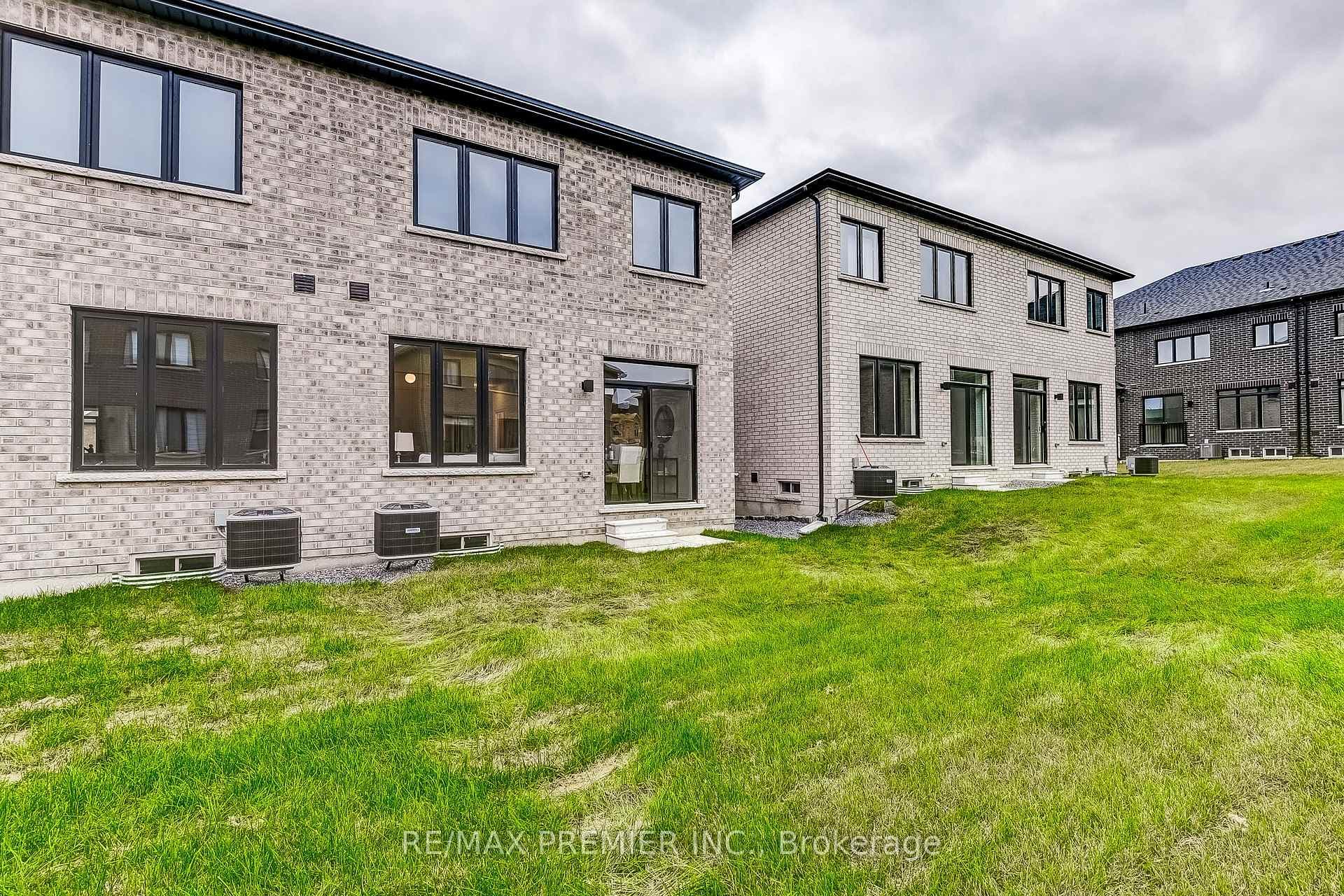 120 Armilia Place photo 36
