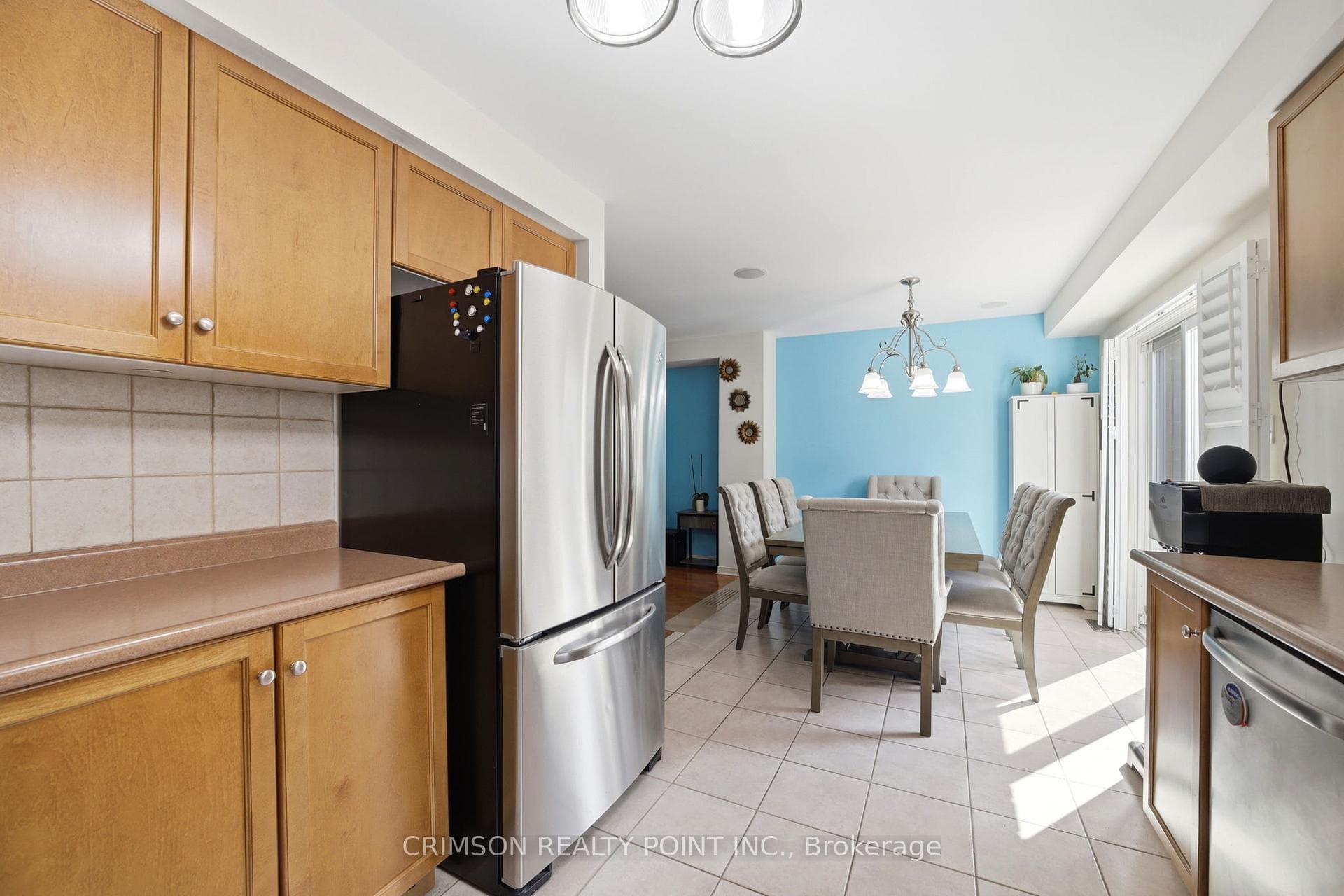 42 Dawson Crescent photo 8