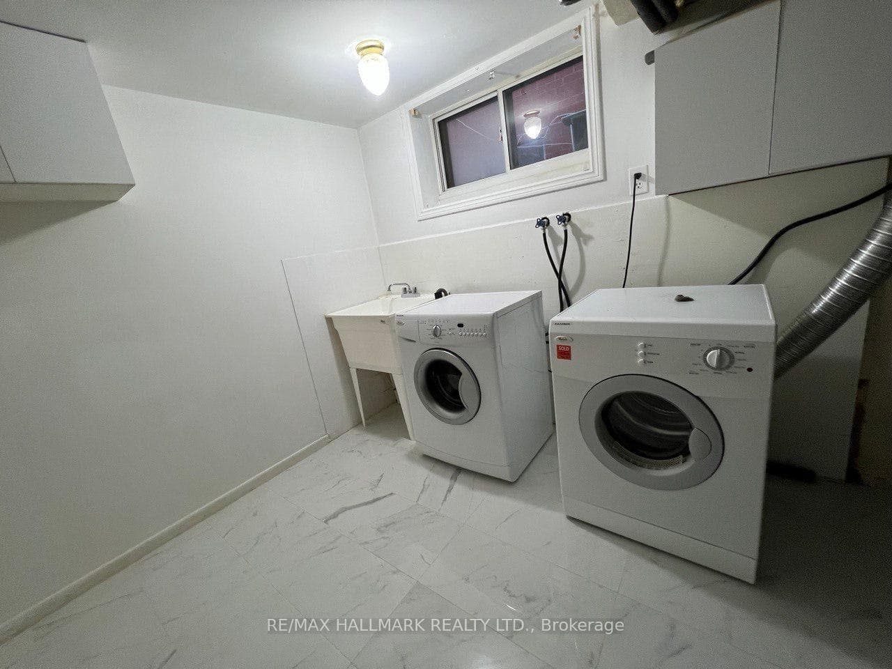 77 Northcote Avenue Unit Basement photo 6