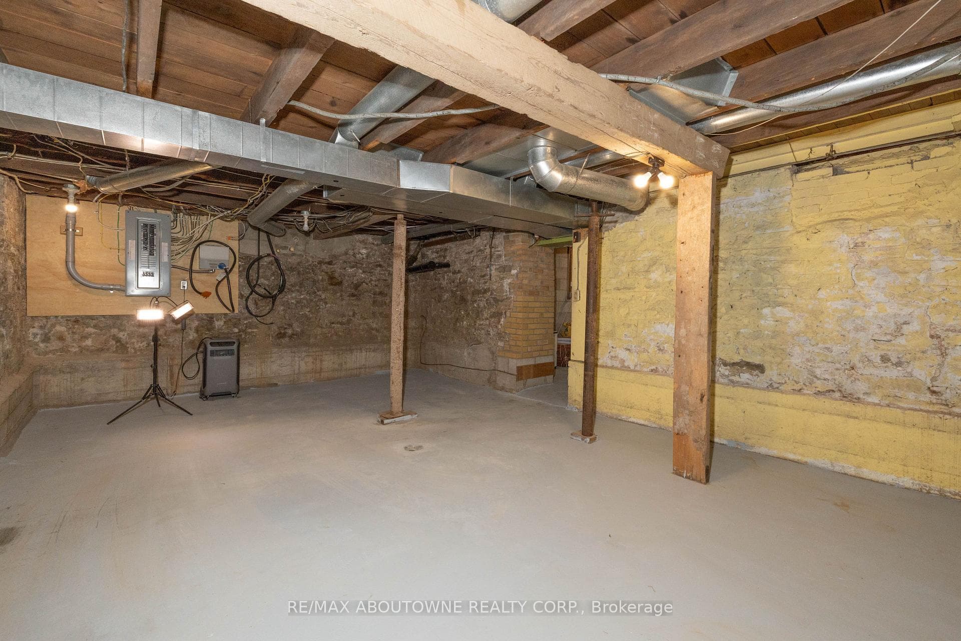 3276 Governors Road photo 40
