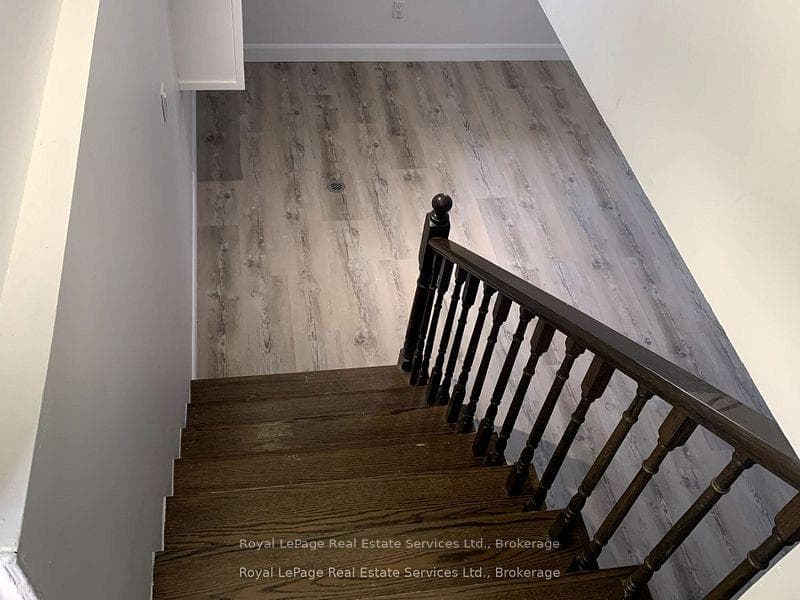 1033 Gardner Avenue Unit 2 photo 2