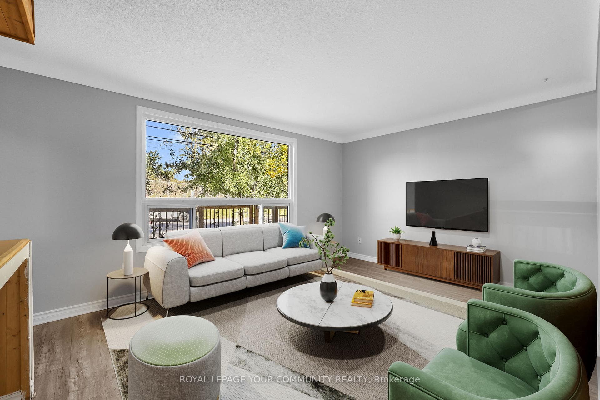 174 Niagara Falls Road photo 3