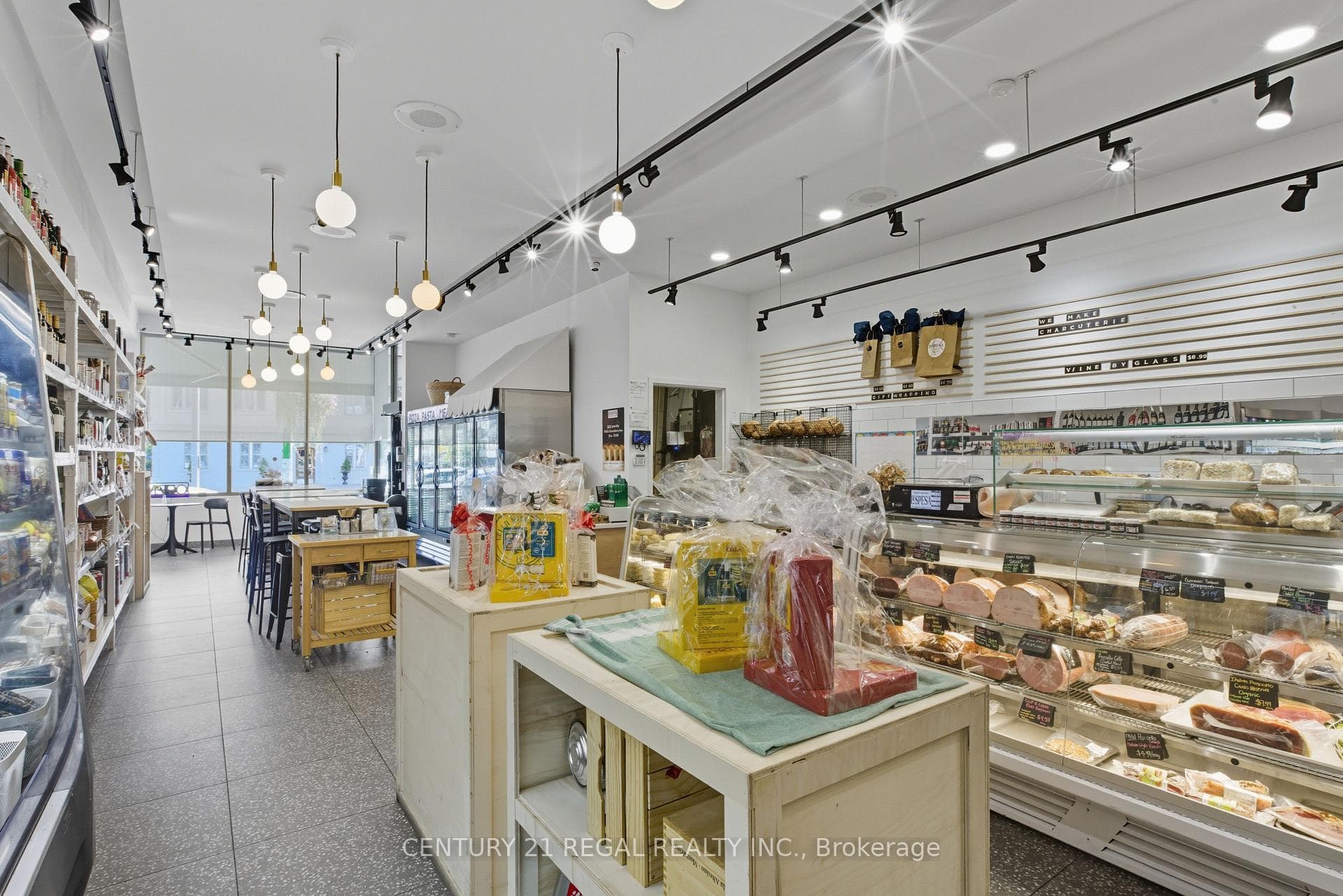 1700 St Clair Avenue photo 6