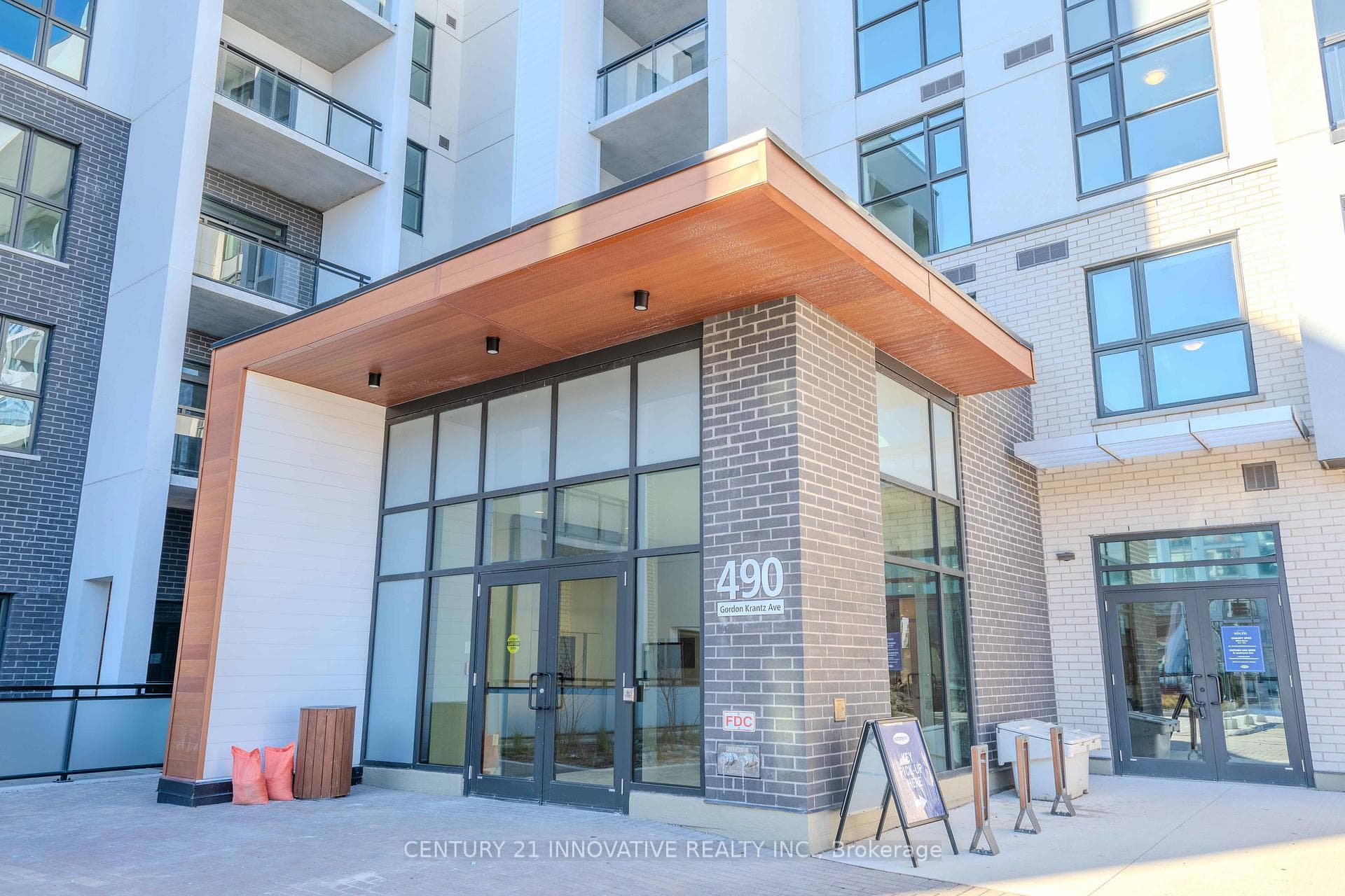 490 Gordon Krantz Avenue Unit 201 photo 3