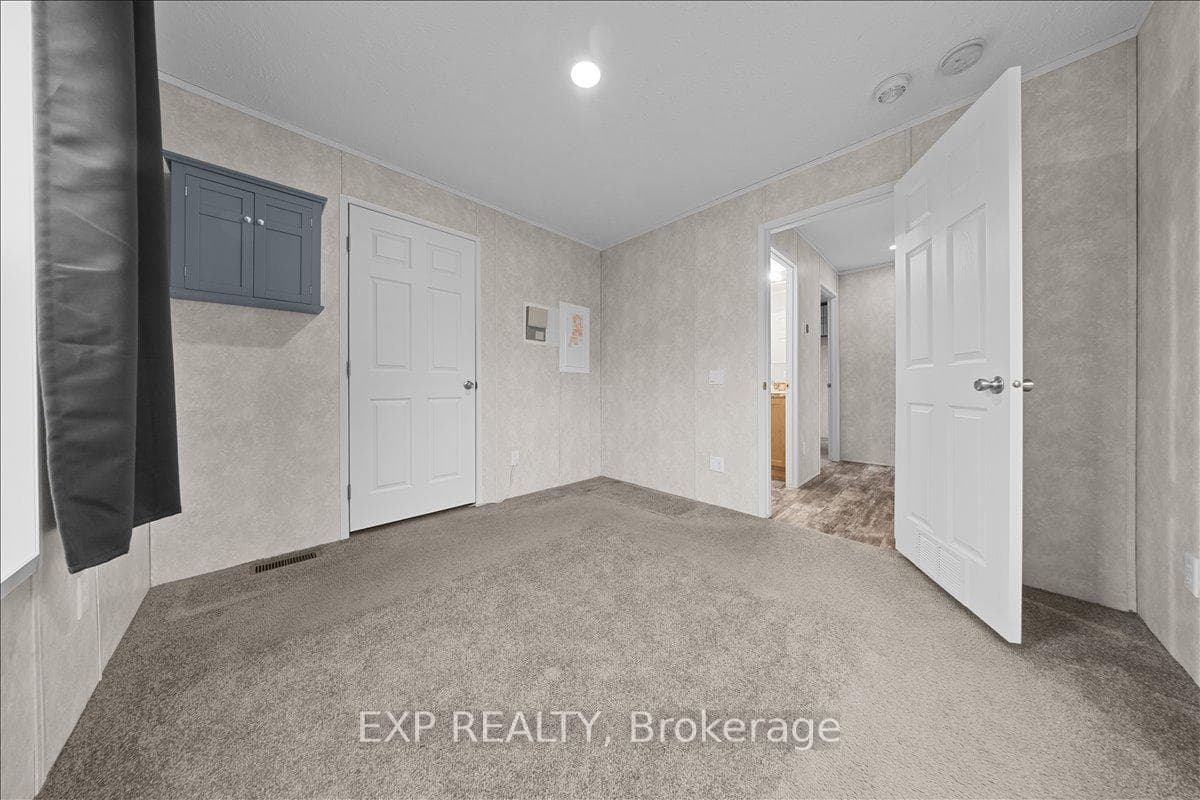114 Harold Valley Drive photo 19