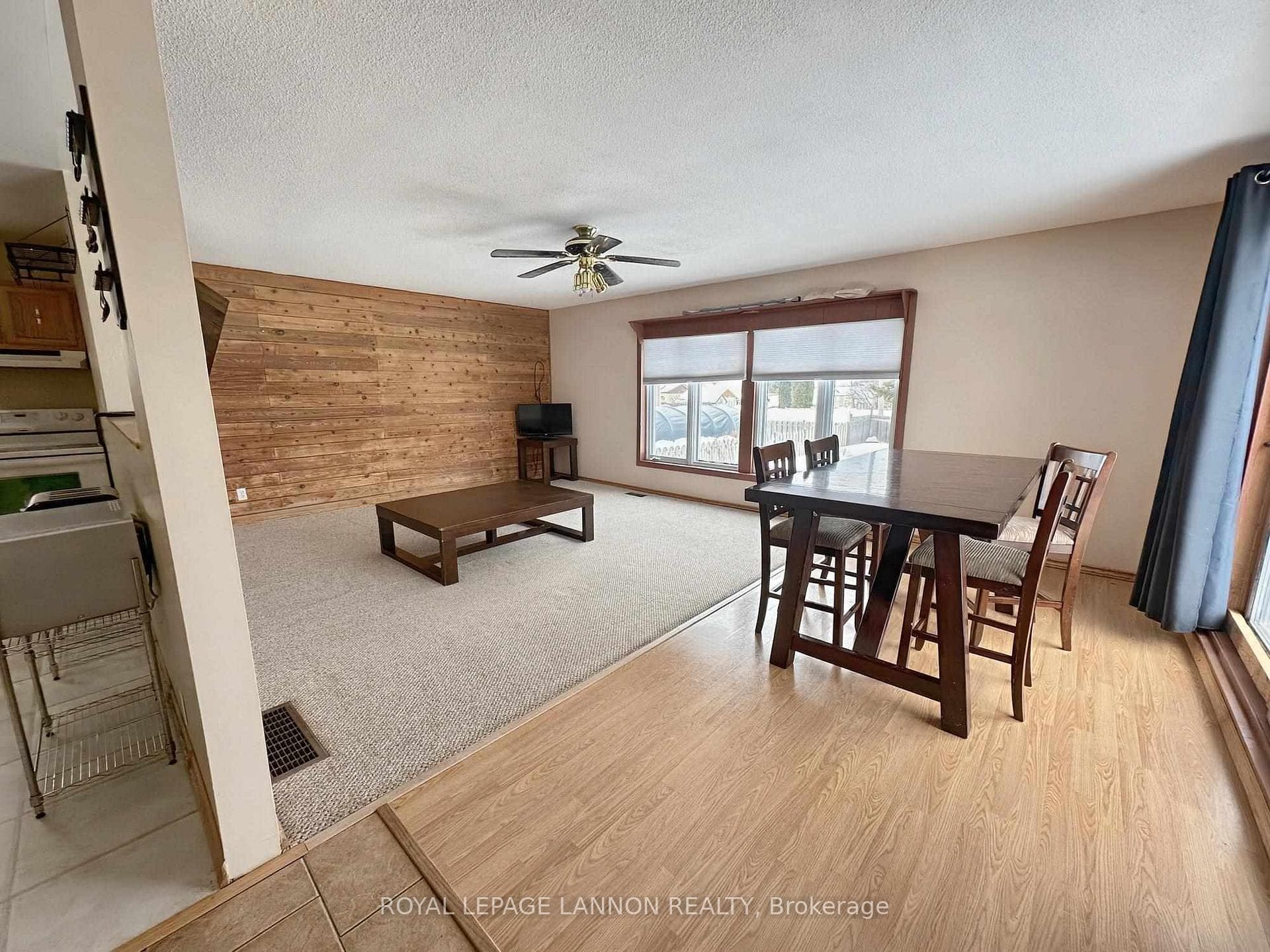 210 Third Avenue photo 7