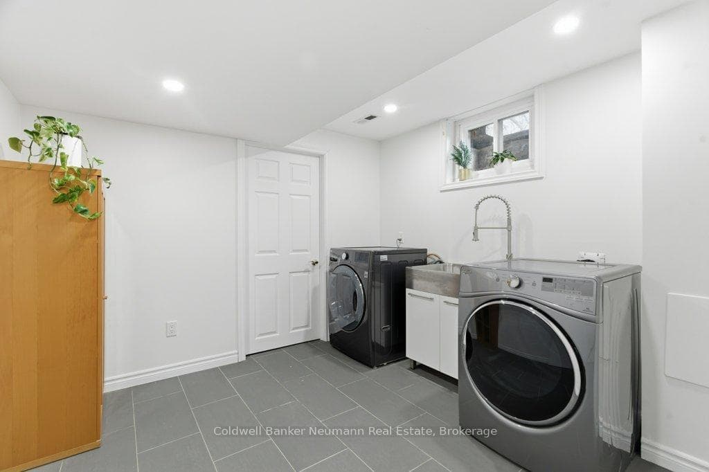 80 James Street photo 36