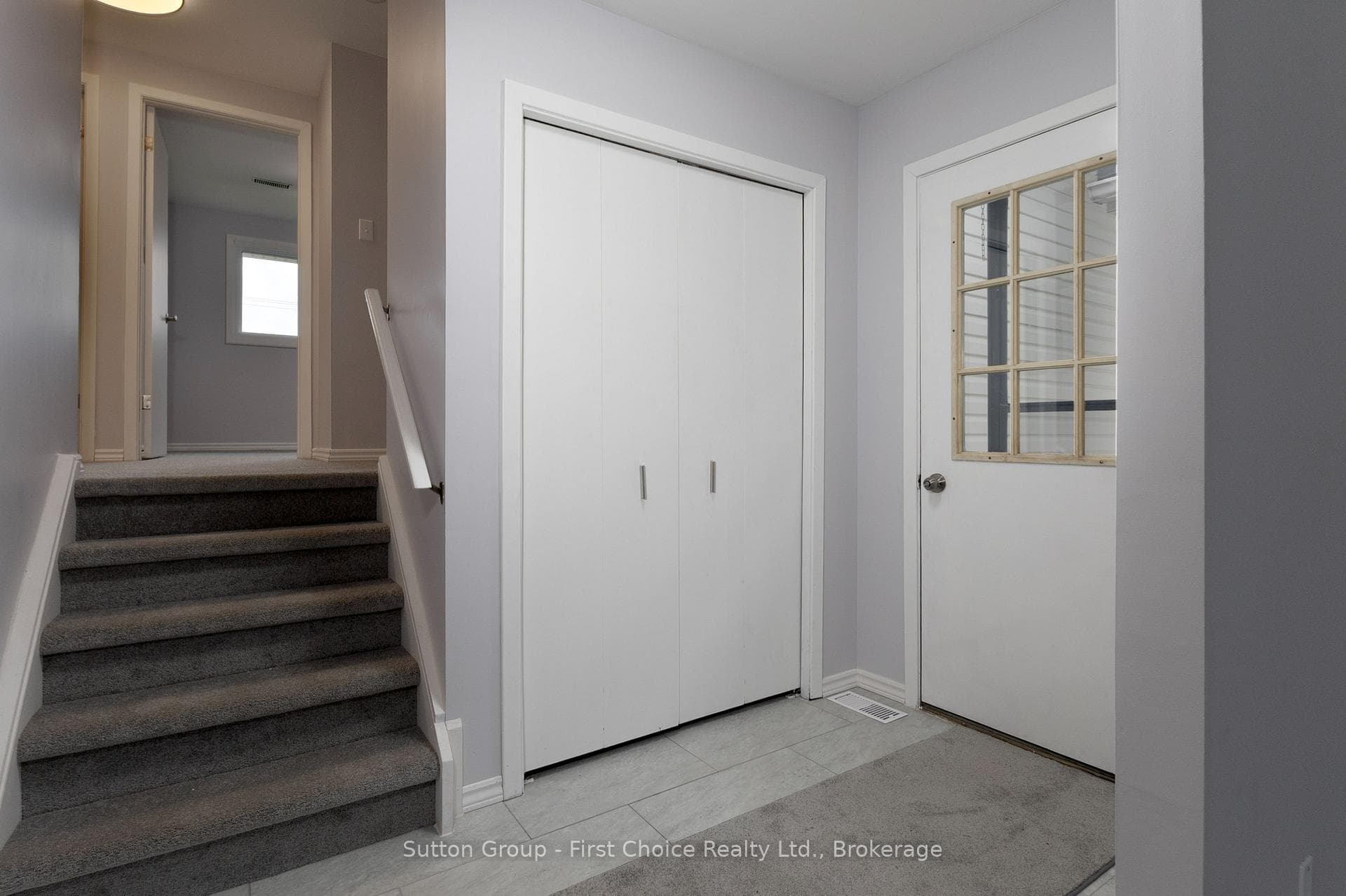 70 Bedford Drive photo 6
