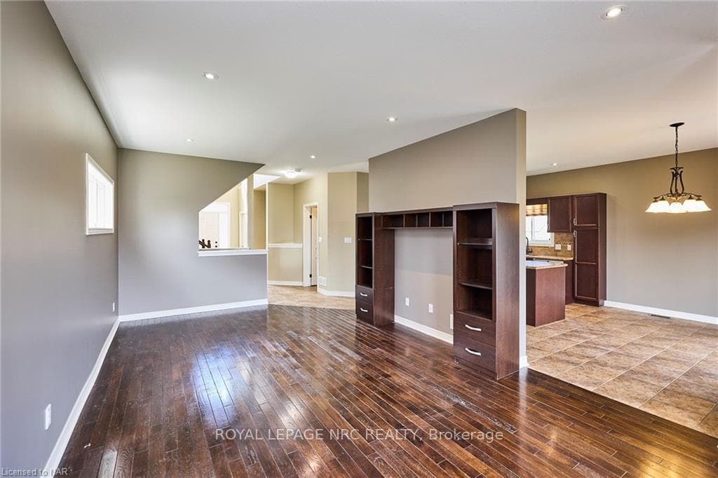 58 Carlisle Drive photo 13