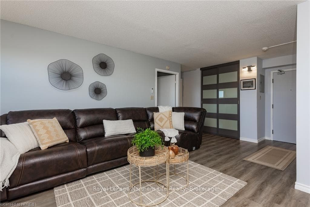 330 SIXTH Avenue Unit 503 photo 9