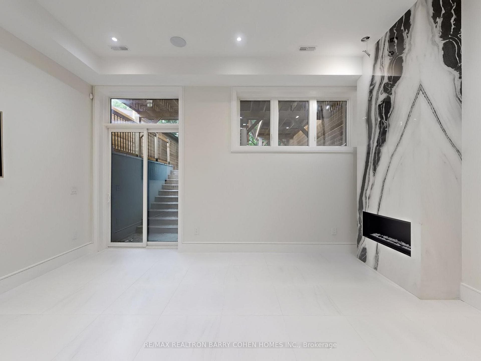 112 Newcastle Street photo 19