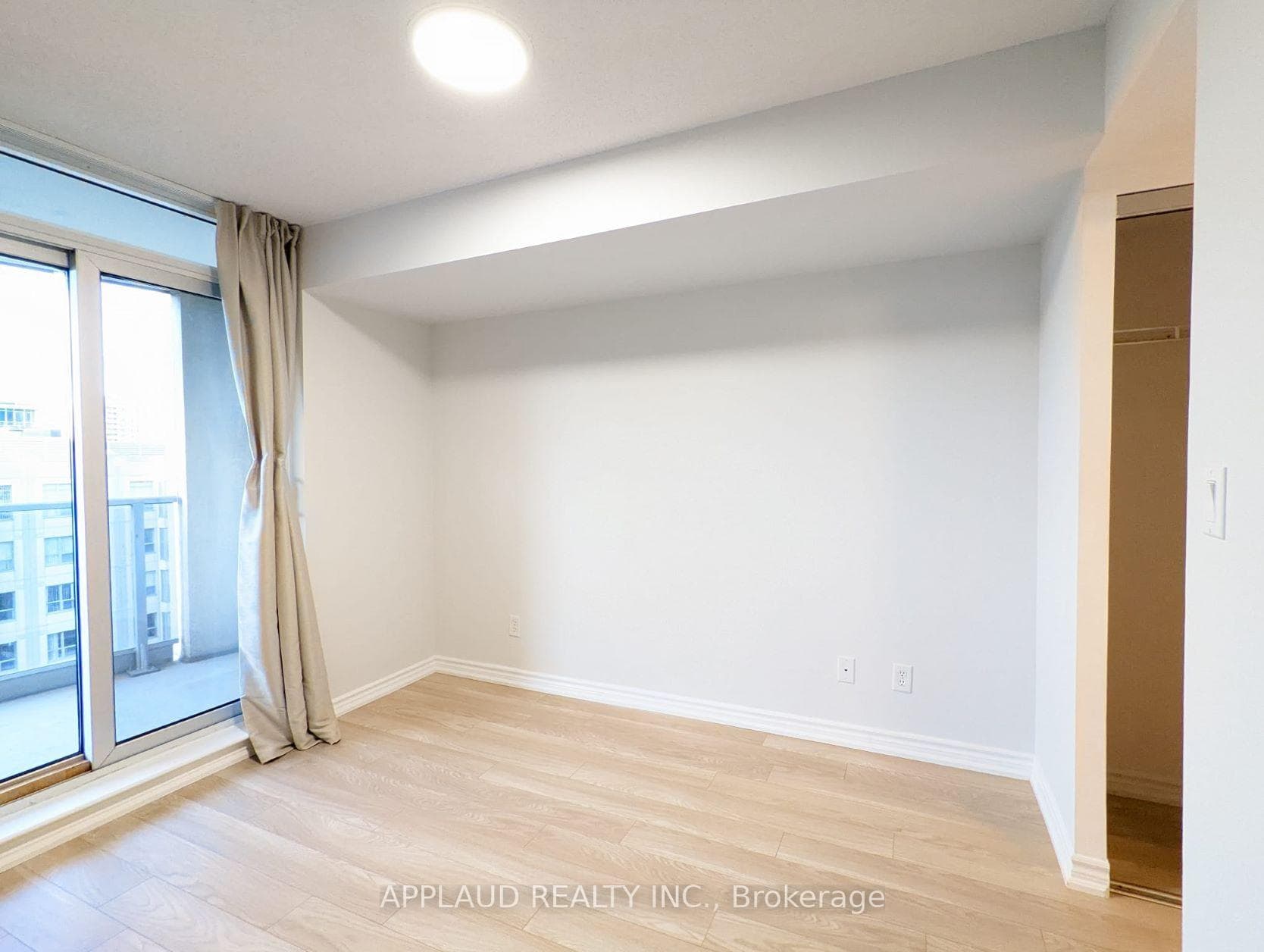 2 Rean Drive Unit 903 photo 5