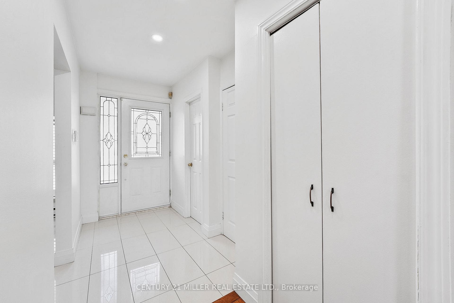 9 Liszt Gate Unit 511 photo 7