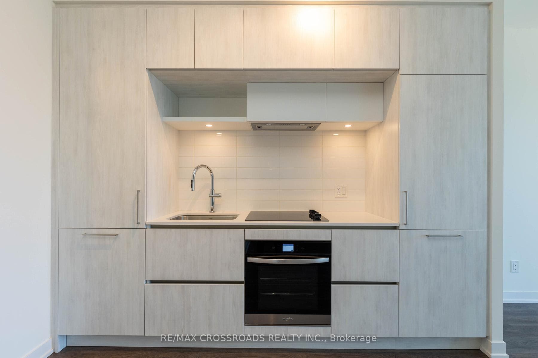 6 David Eyer Road Unit 314 photo 8