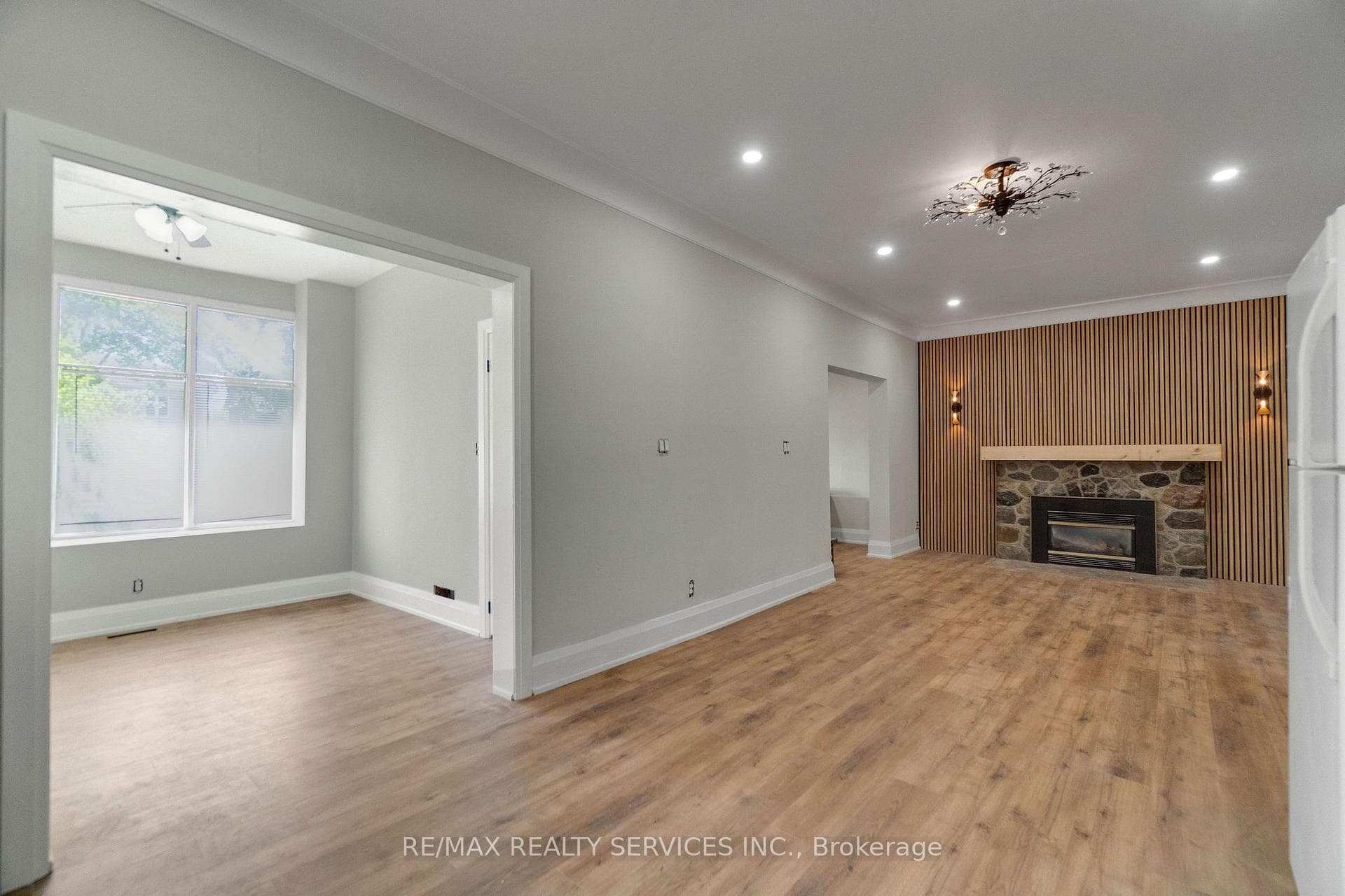 939 Beach Boulevard Unit 2 photo 9