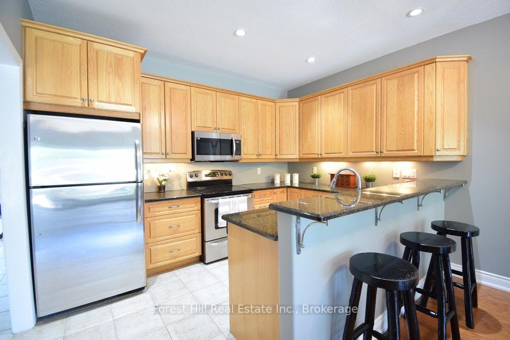 38 Webb Circle Unit 6 photo 6
