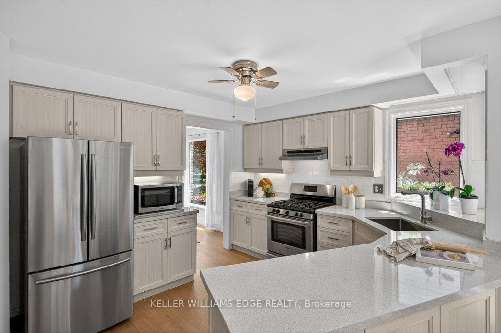 2084 William O'Connell Boulevard photo 9