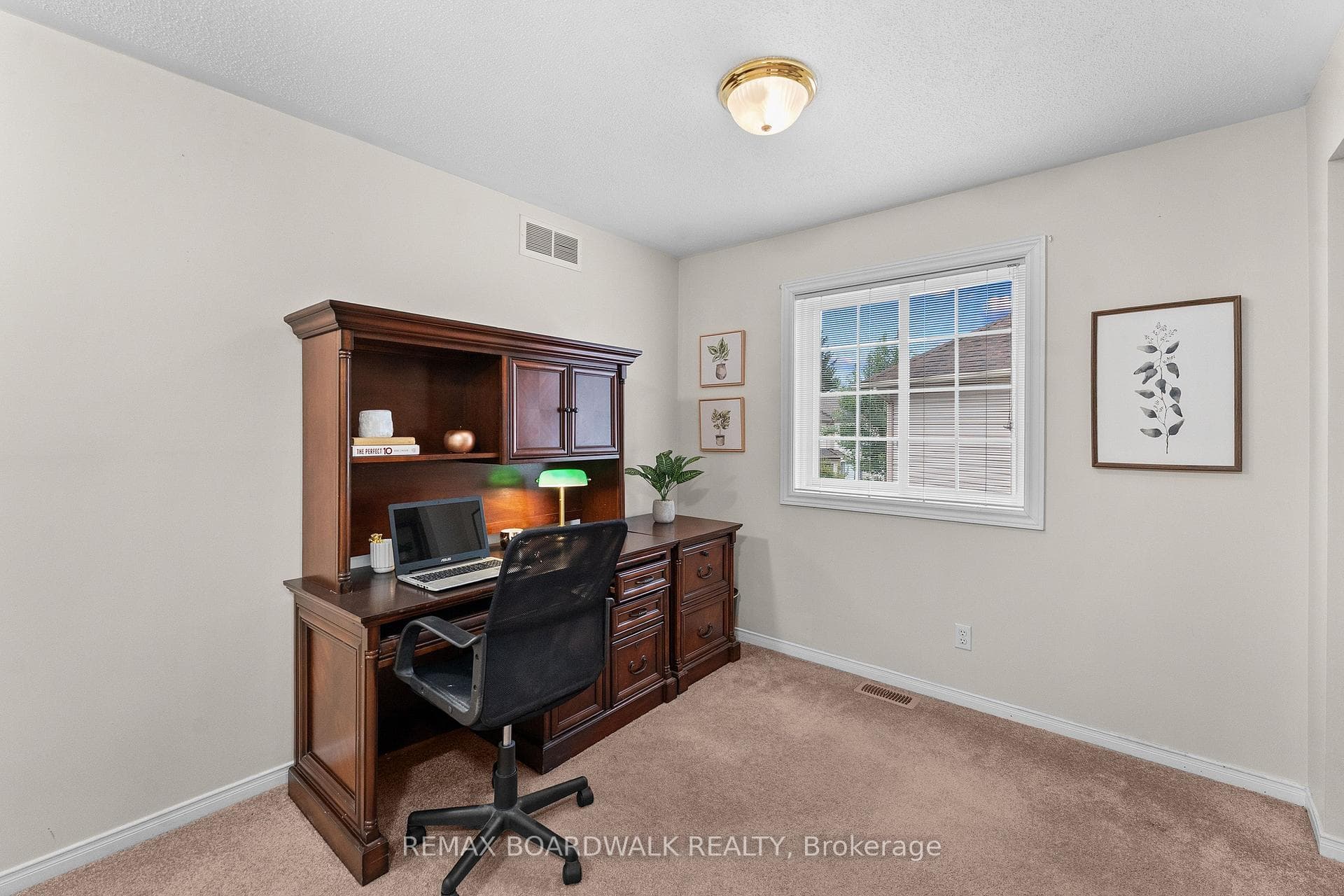Can be made into 4th bedroom - see floor plan