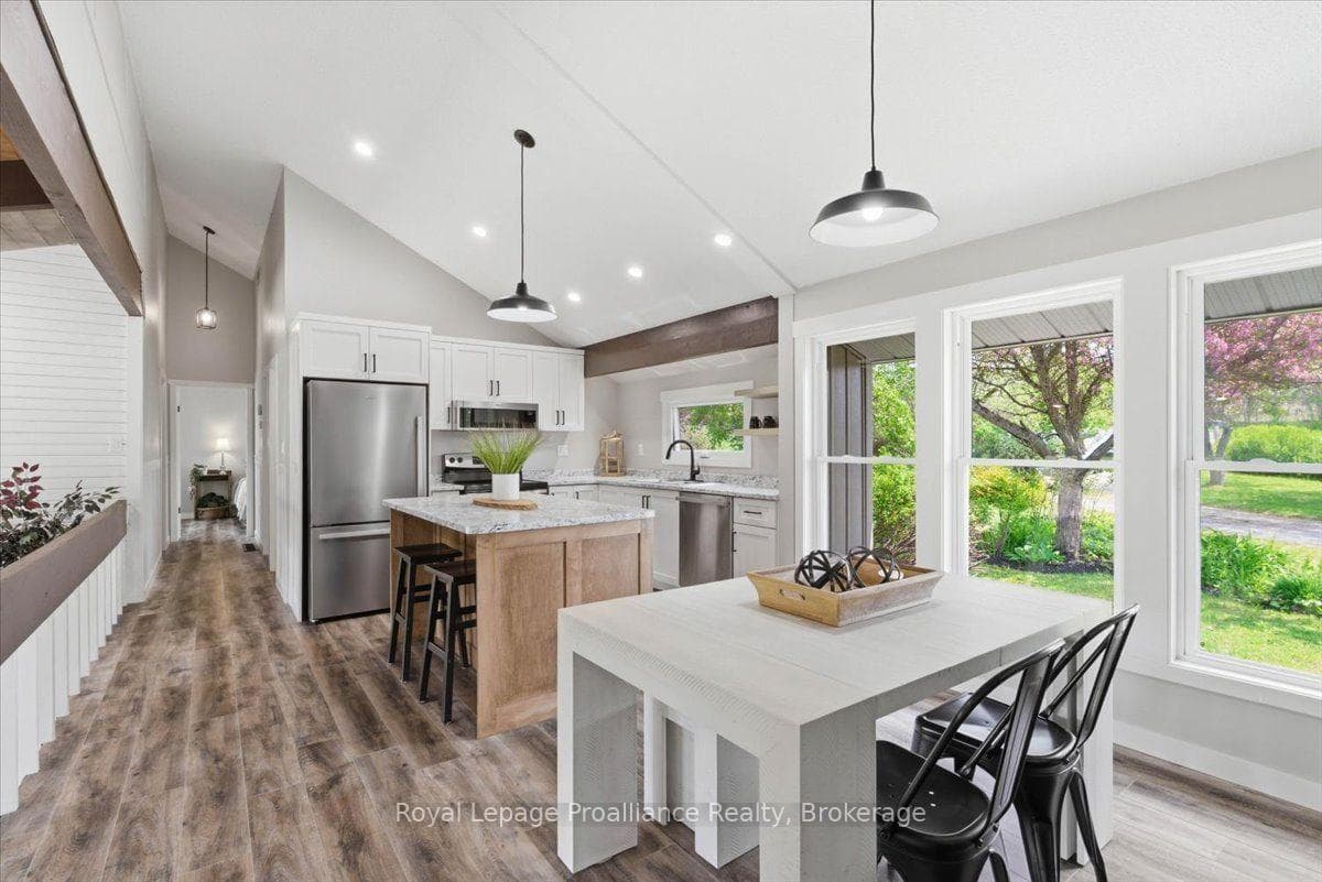 659 Moira Road photo 15