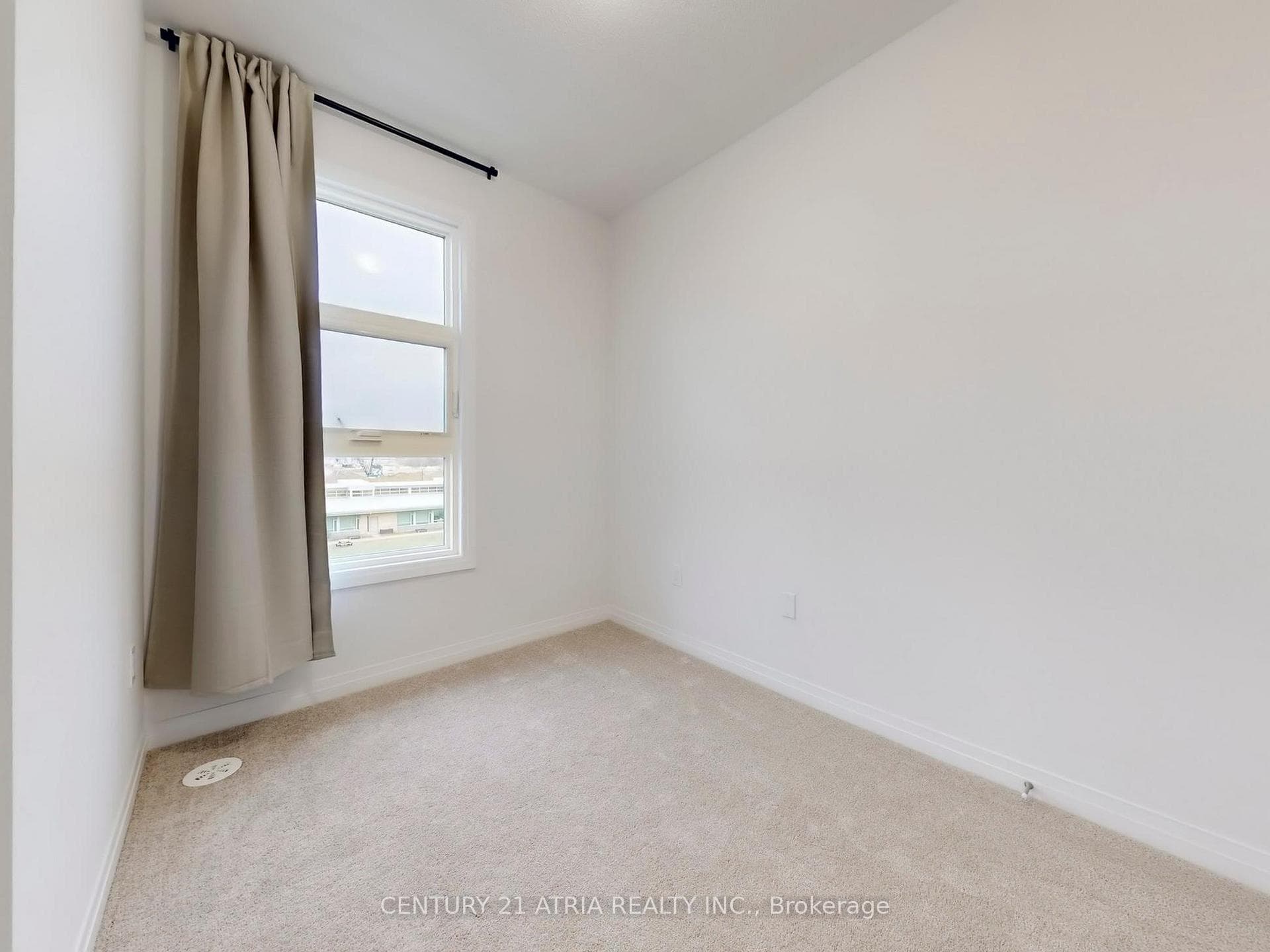 16 Harold Wilson Lane photo 21
