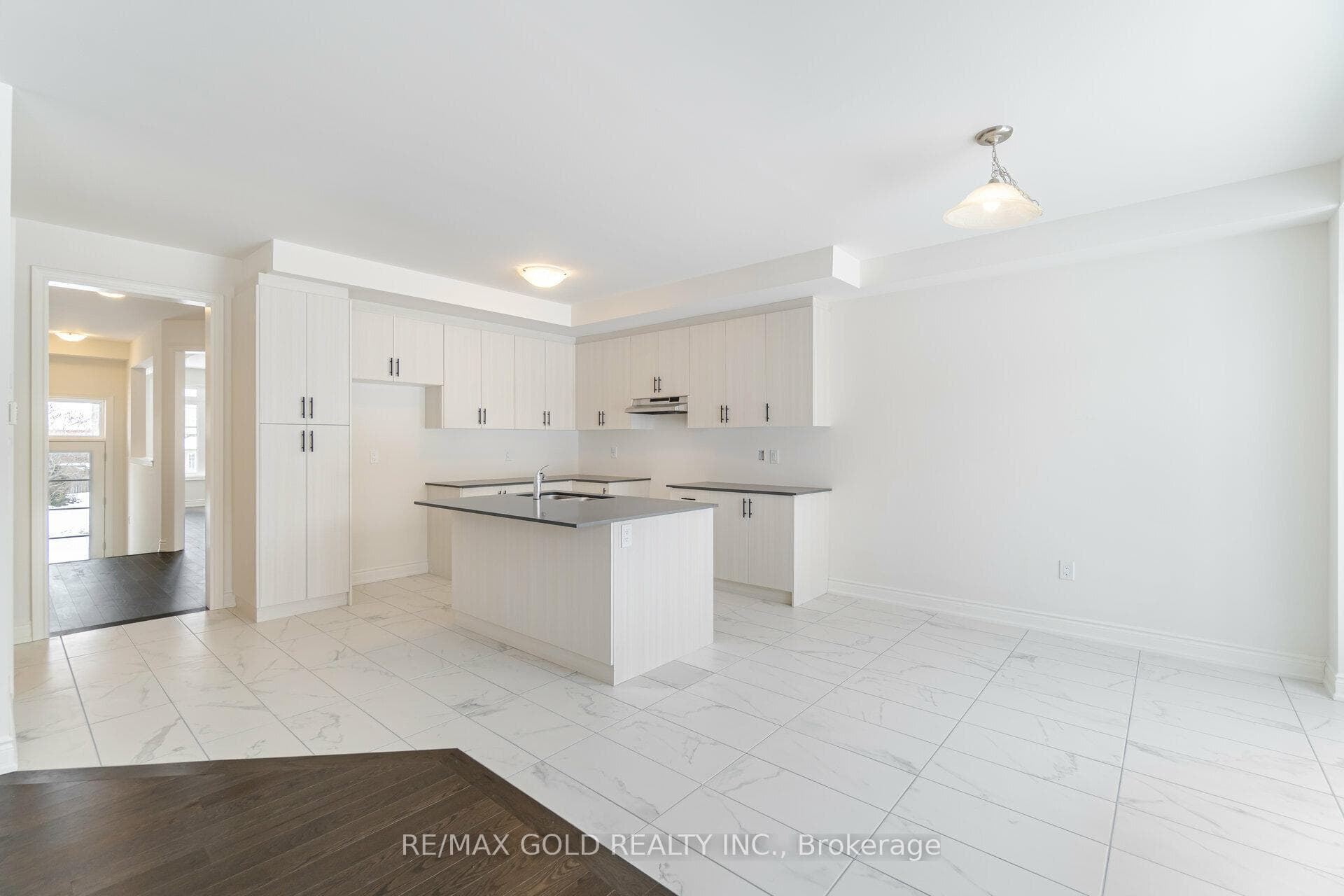107 Walker Road photo 10