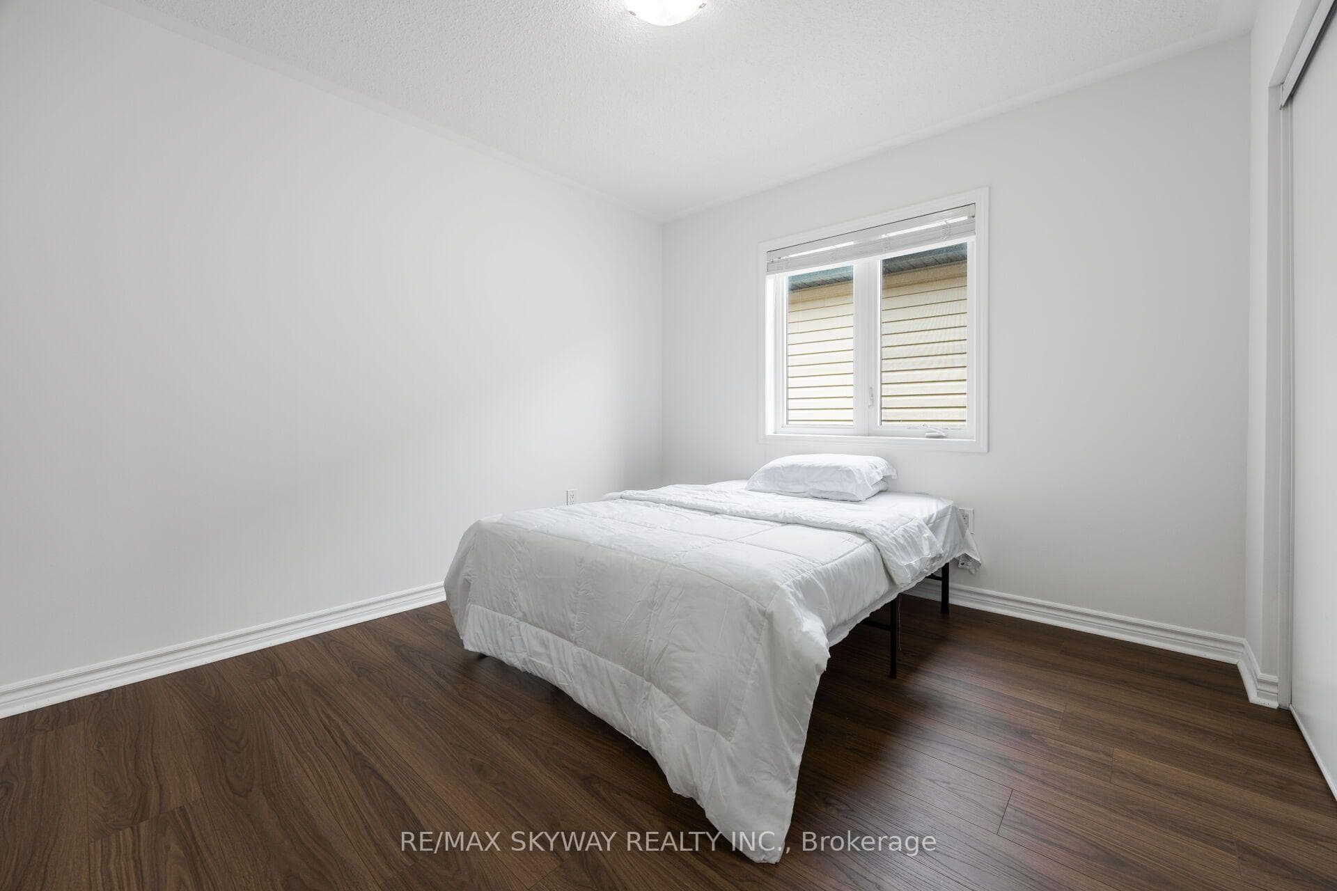 92 Stedford Crescent photo 30