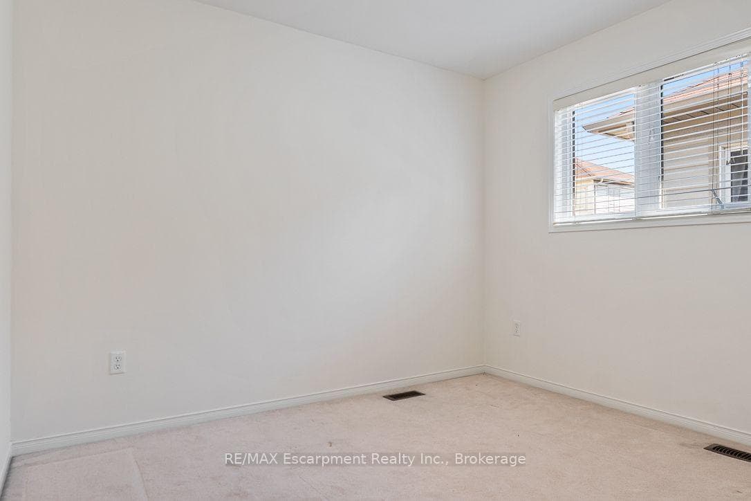 8 JIM BAIRD Mews photo 41