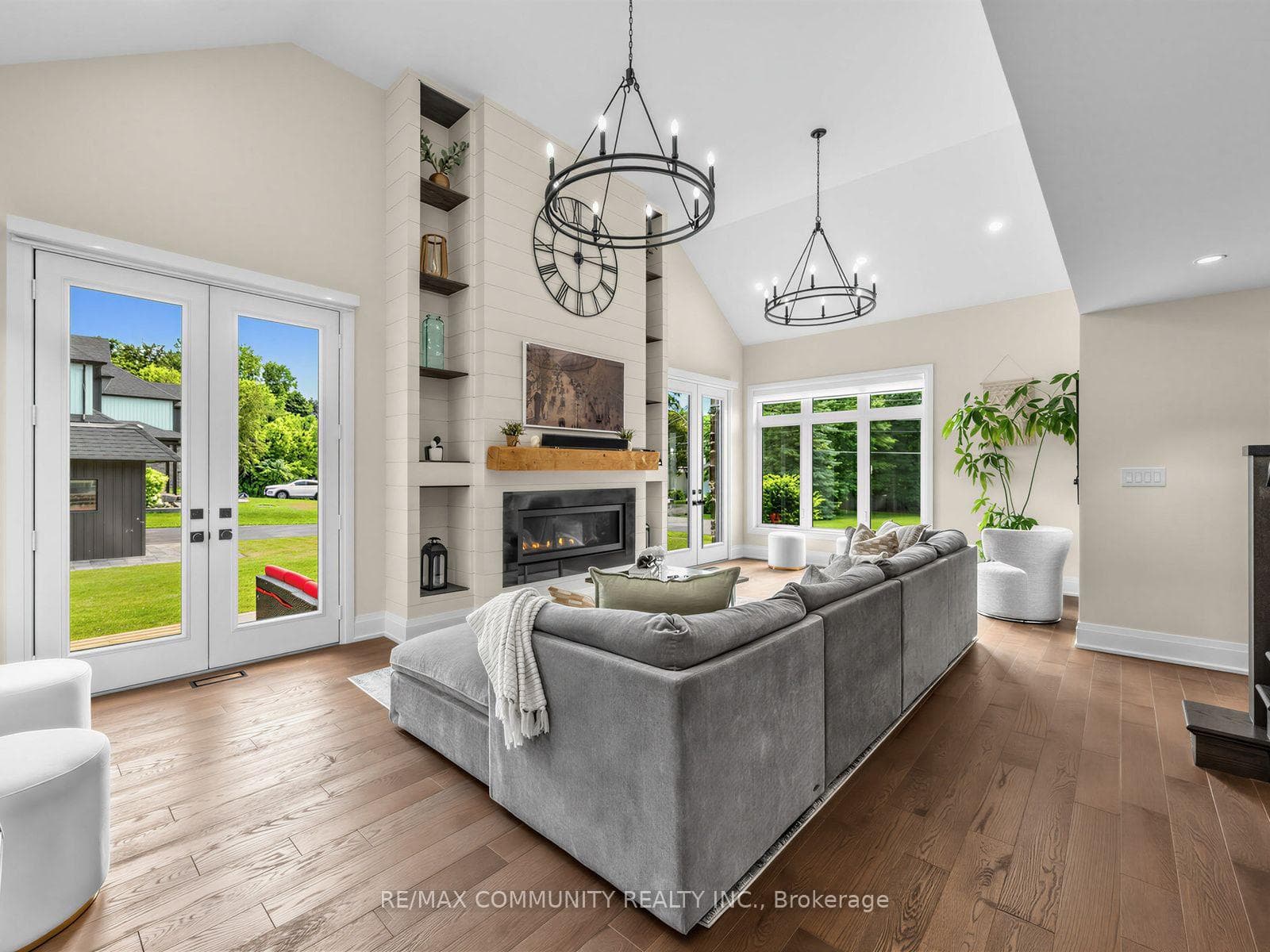 38 Robmar Street photo 15