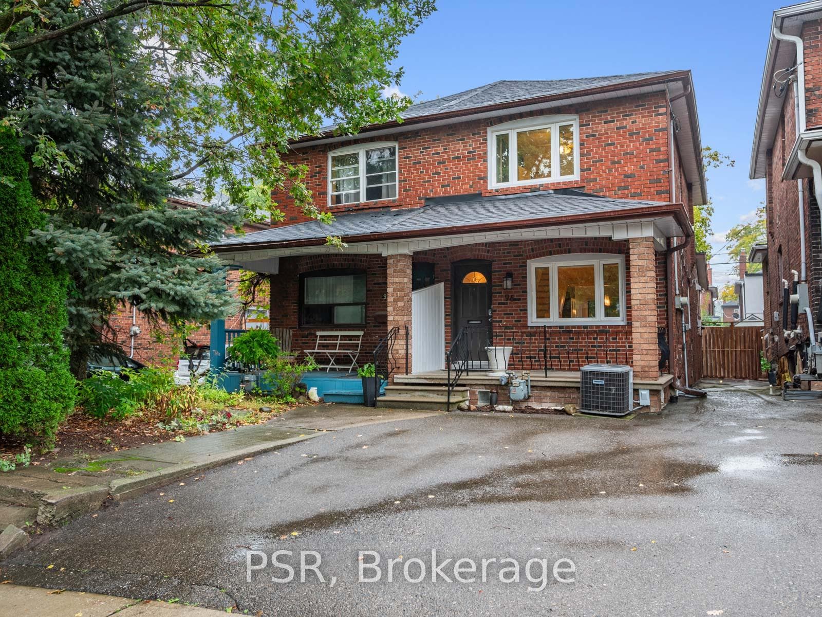 96 Winnett Avenue photo 2