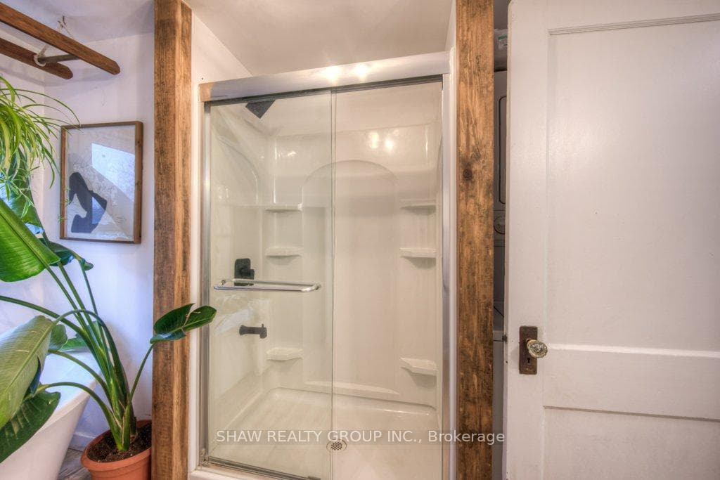 21 Waterside Avenue photo 18