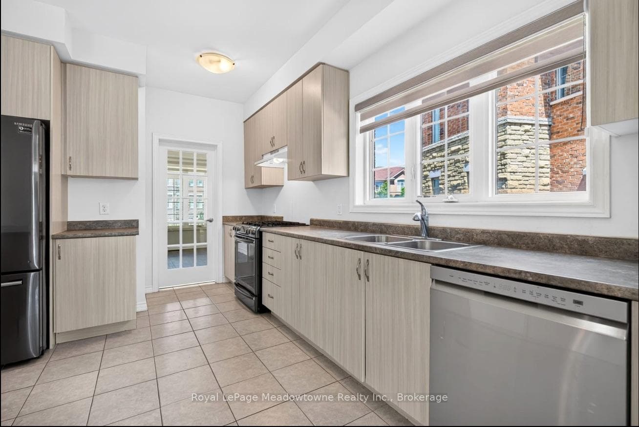 158 Etheridge Avenue photo 19