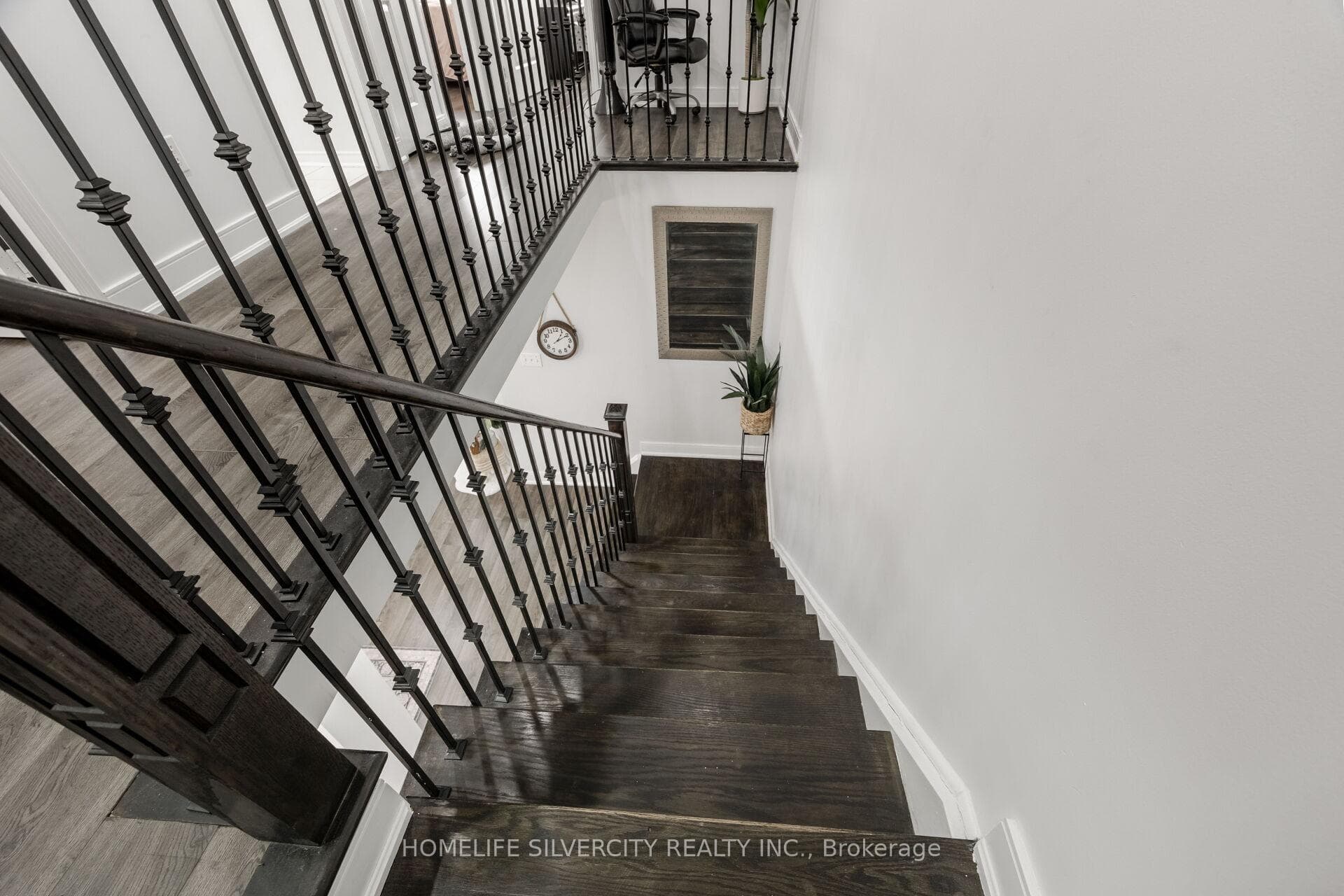 67 Sweet Clover Crescent photo 36