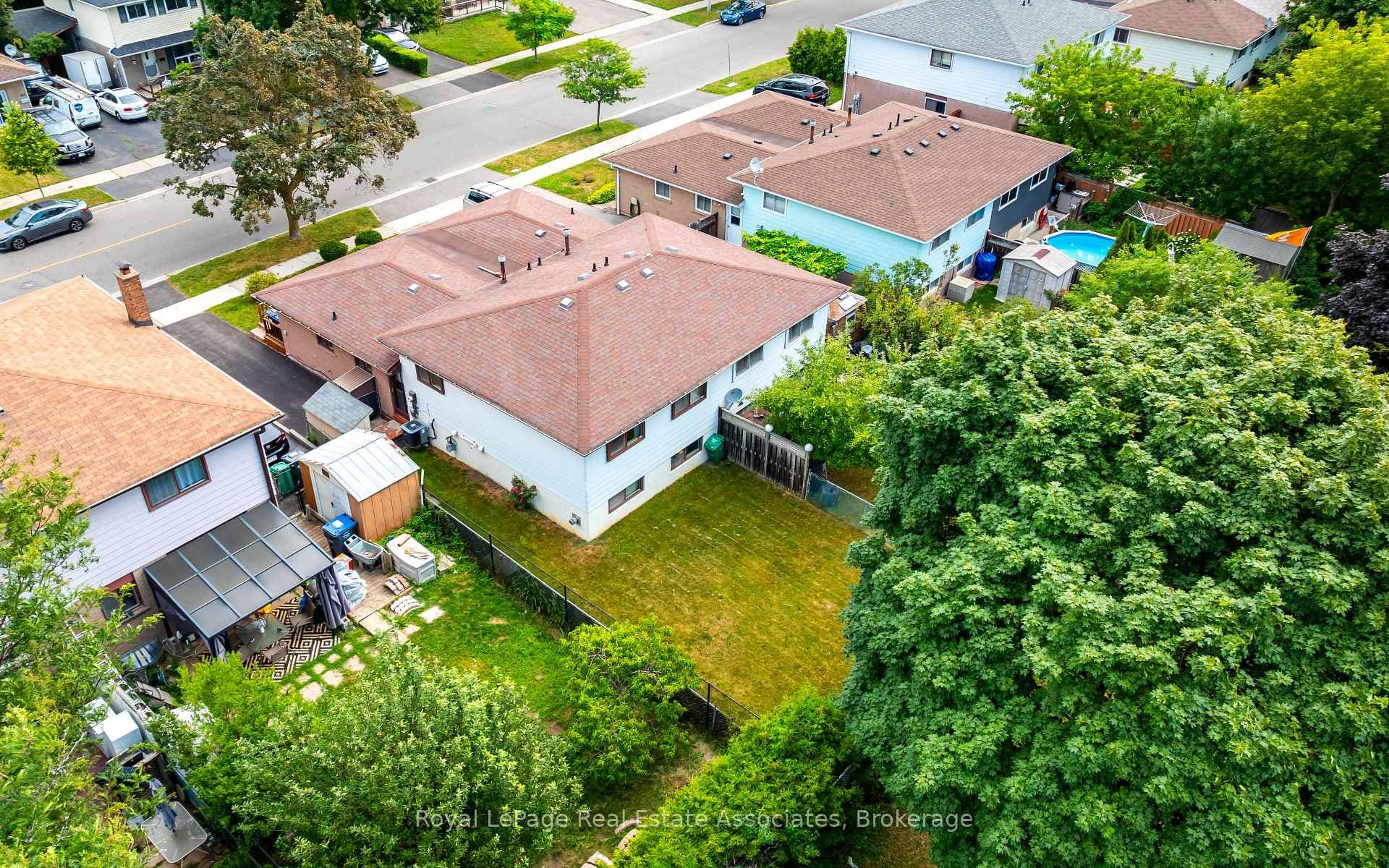 256 Archdekin Drive photo 32
