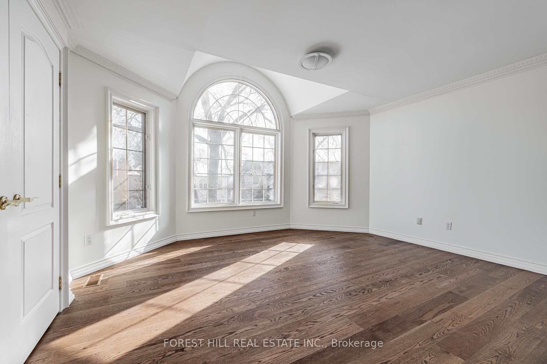 128 Yorkminster Road photo 27
