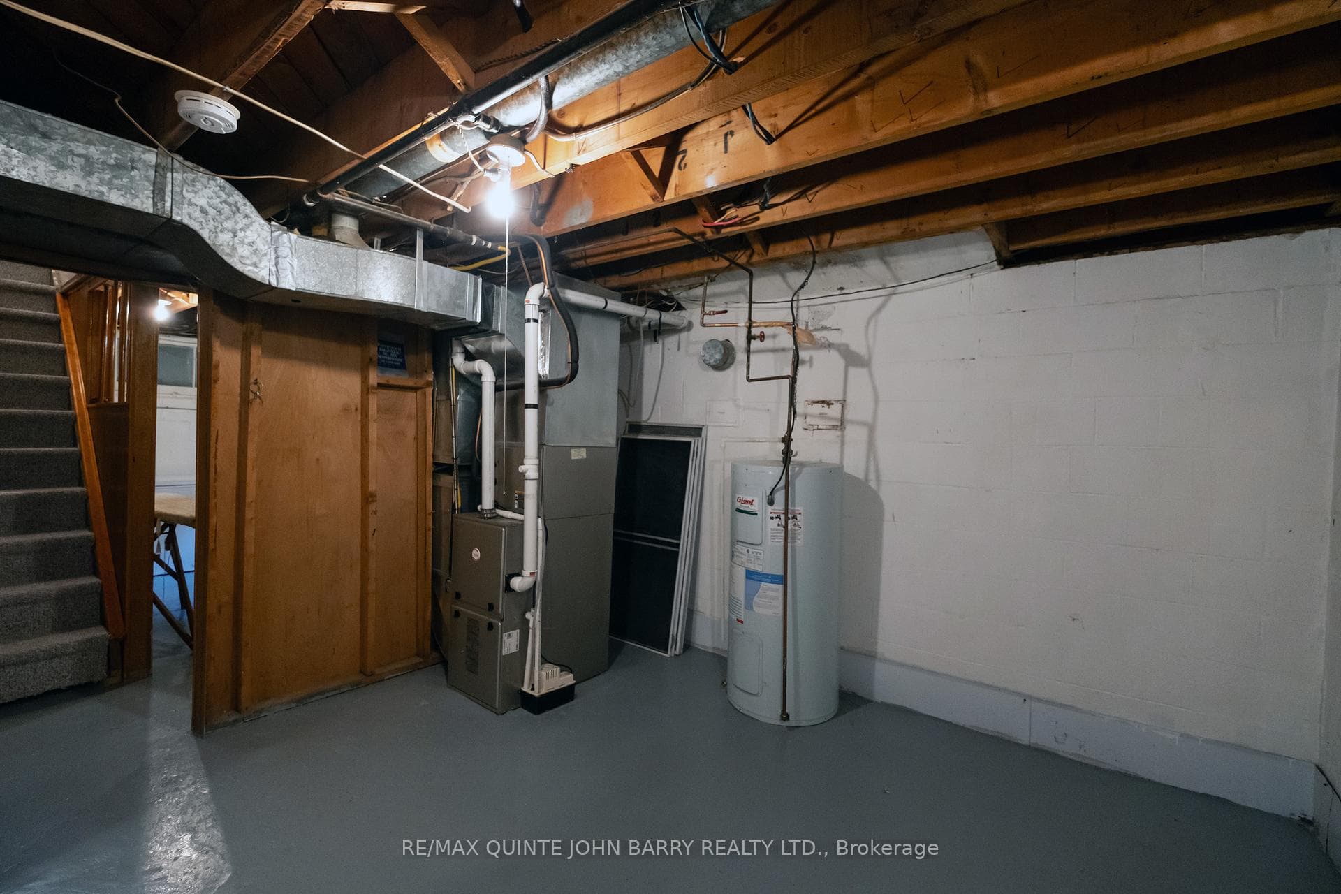 34 Southview Avenue photo 28