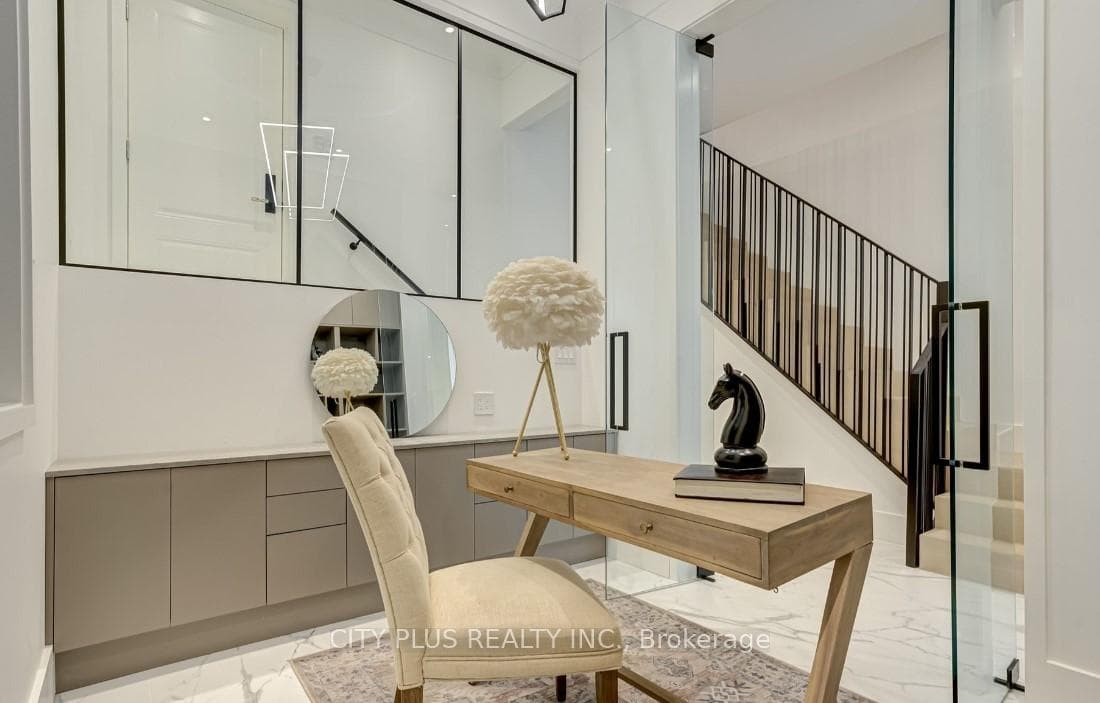 119 Glengrove Avenue photo 9